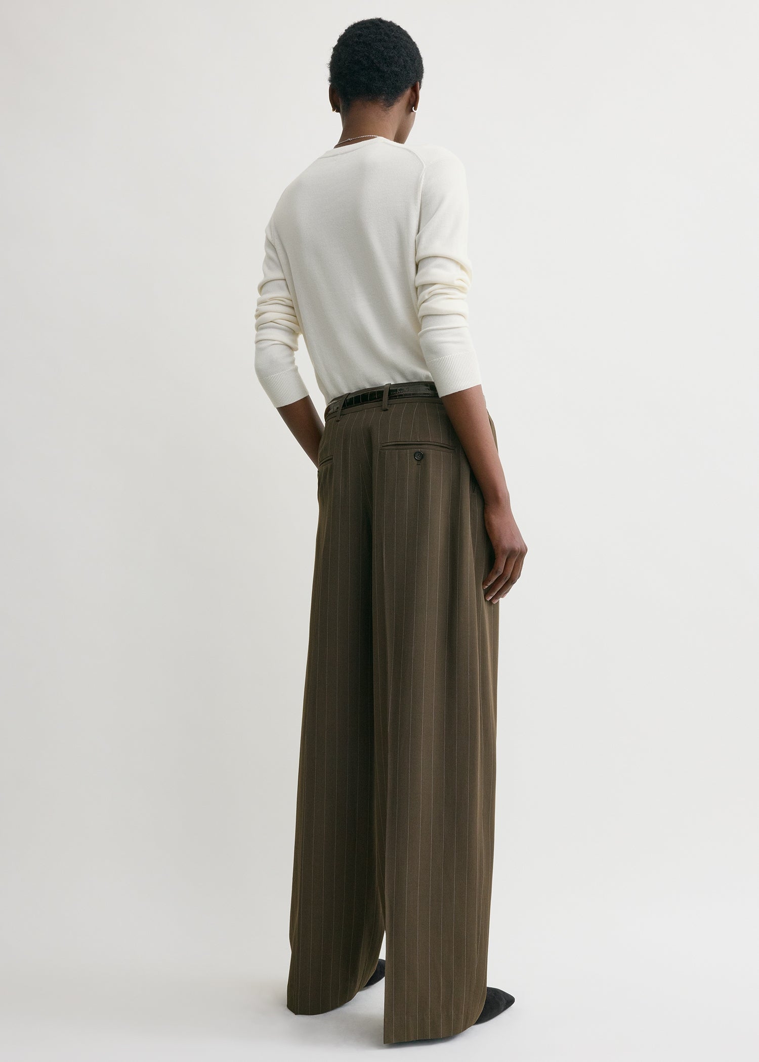 Wide pinstriped trousers pepper