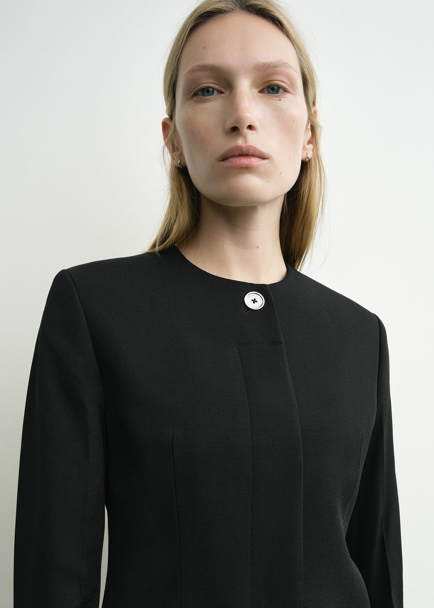 Collarless evening jacket black