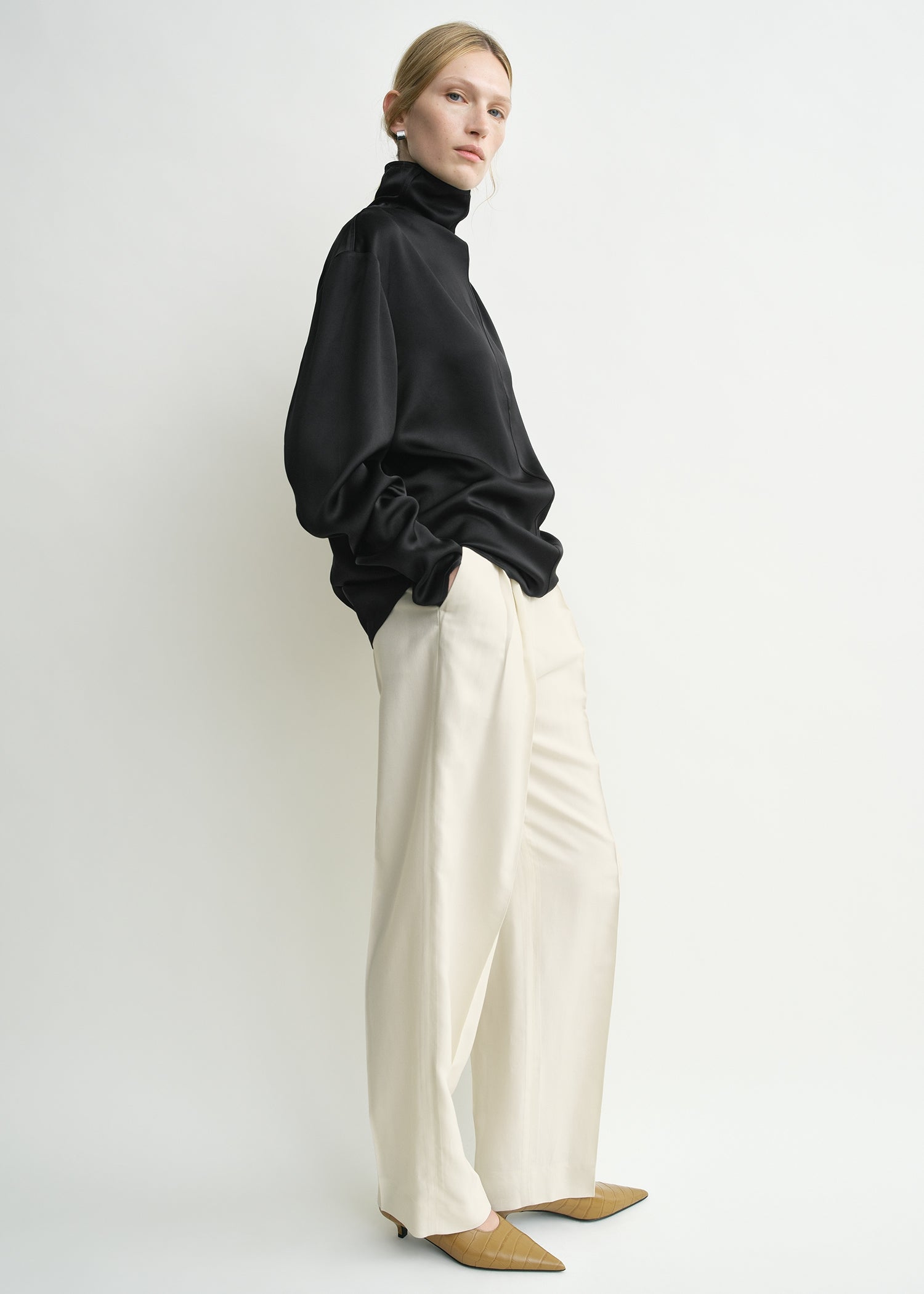 Slouch-neck blouse black petite