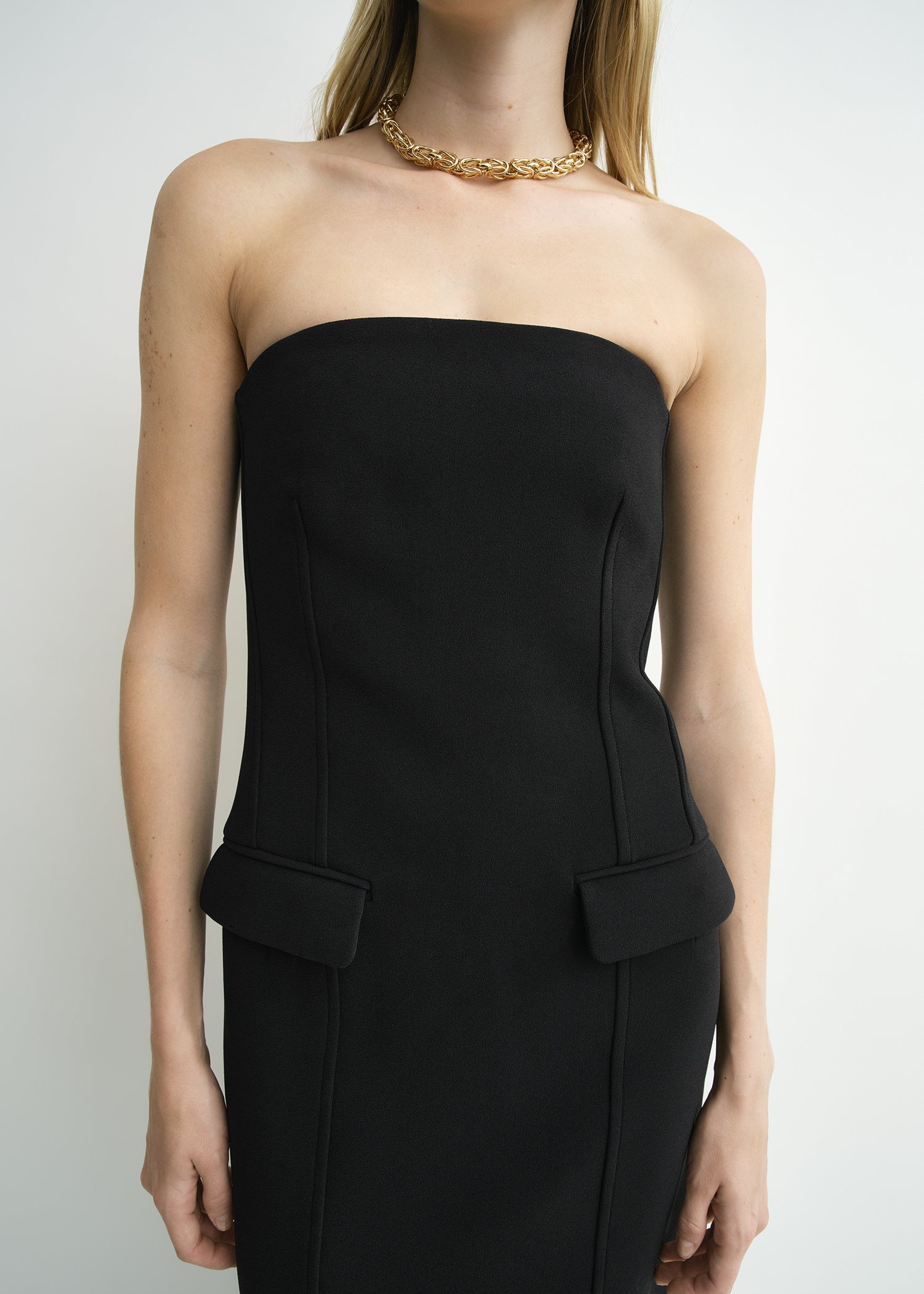 Strapless pocket dress black