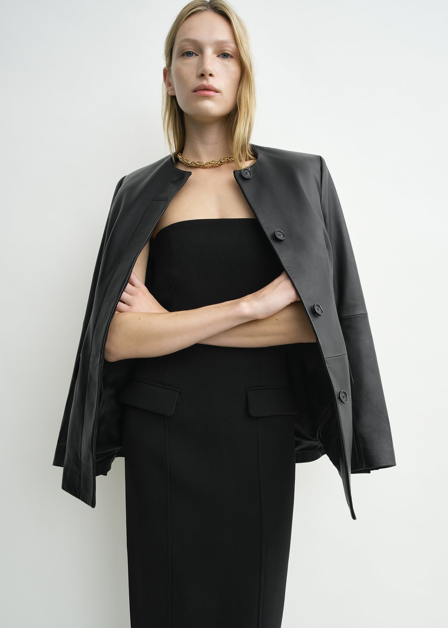 Strapless pocket dress black