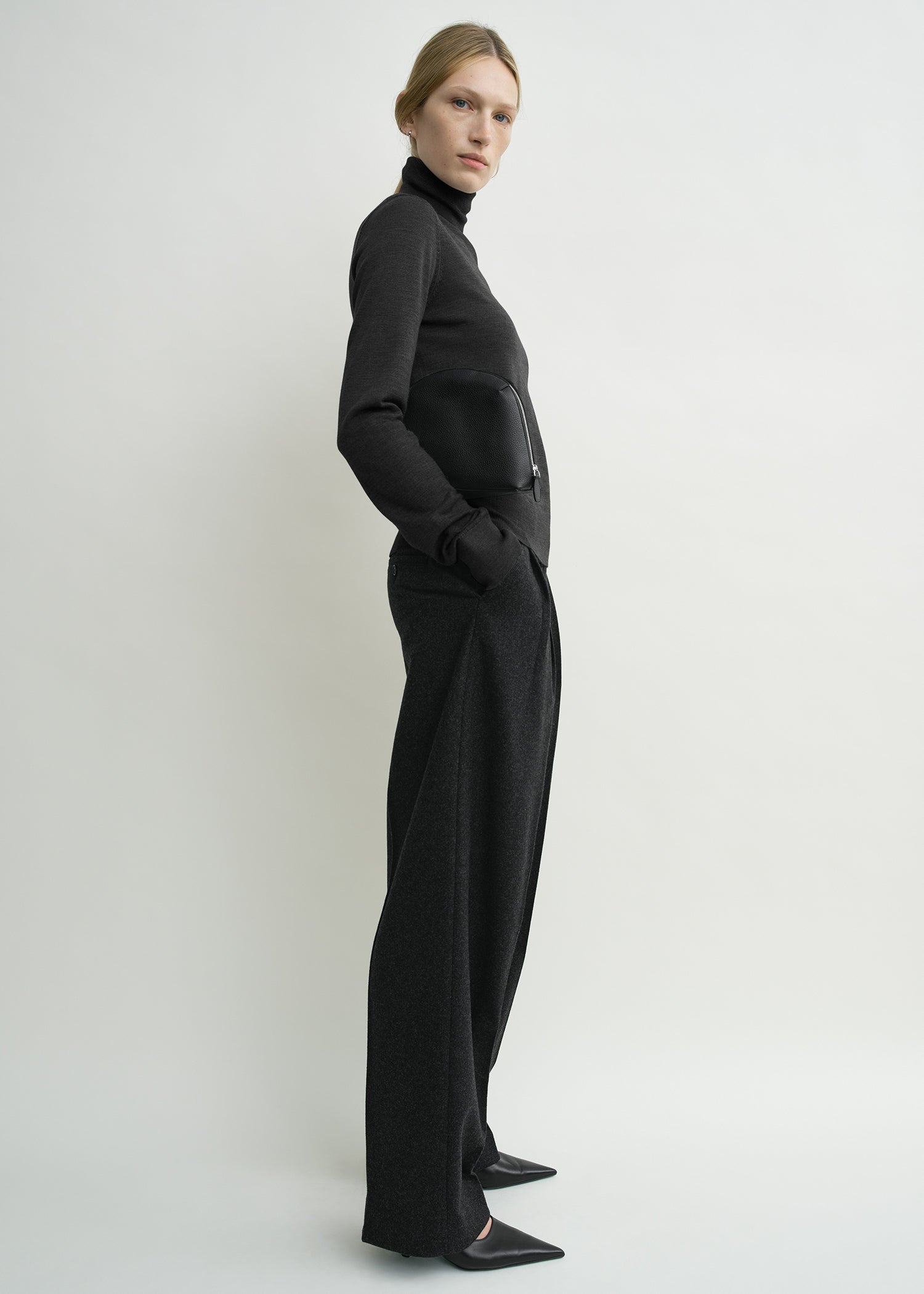 Fine turtleneck charcoal