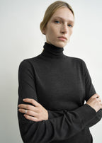 Fine turtleneck charcoal