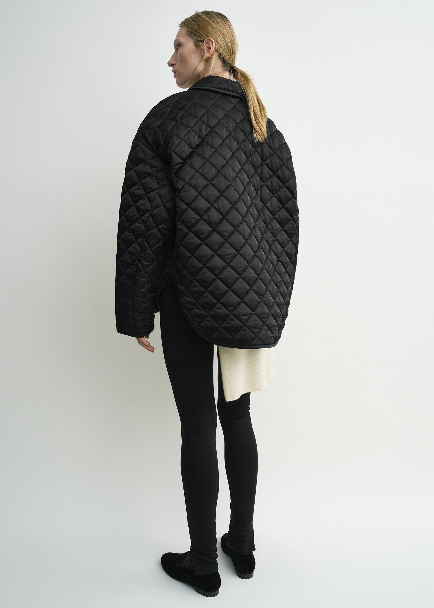 Collared quilted jacket black
