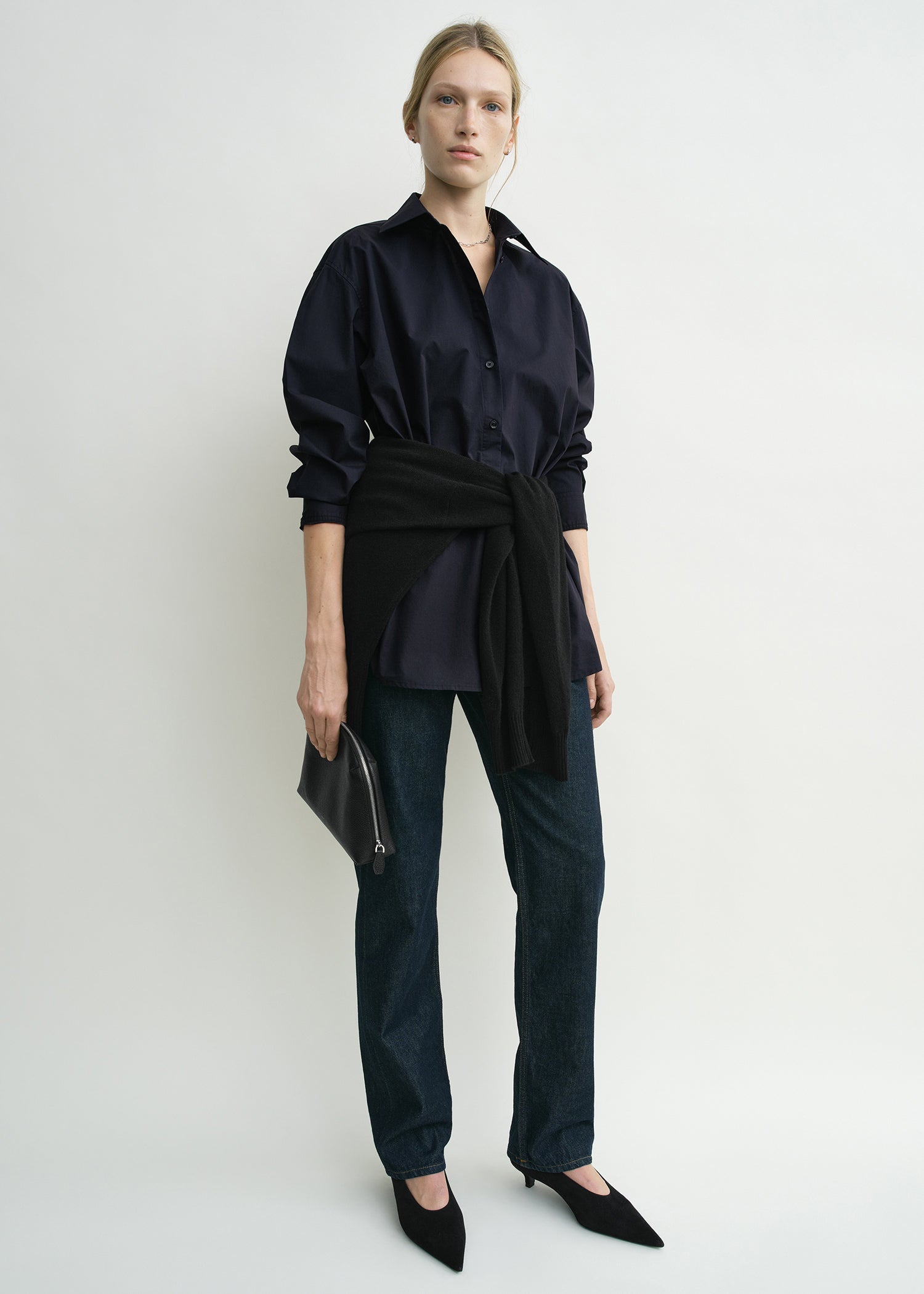 Classic tumbled shirt midnight – TOTEME