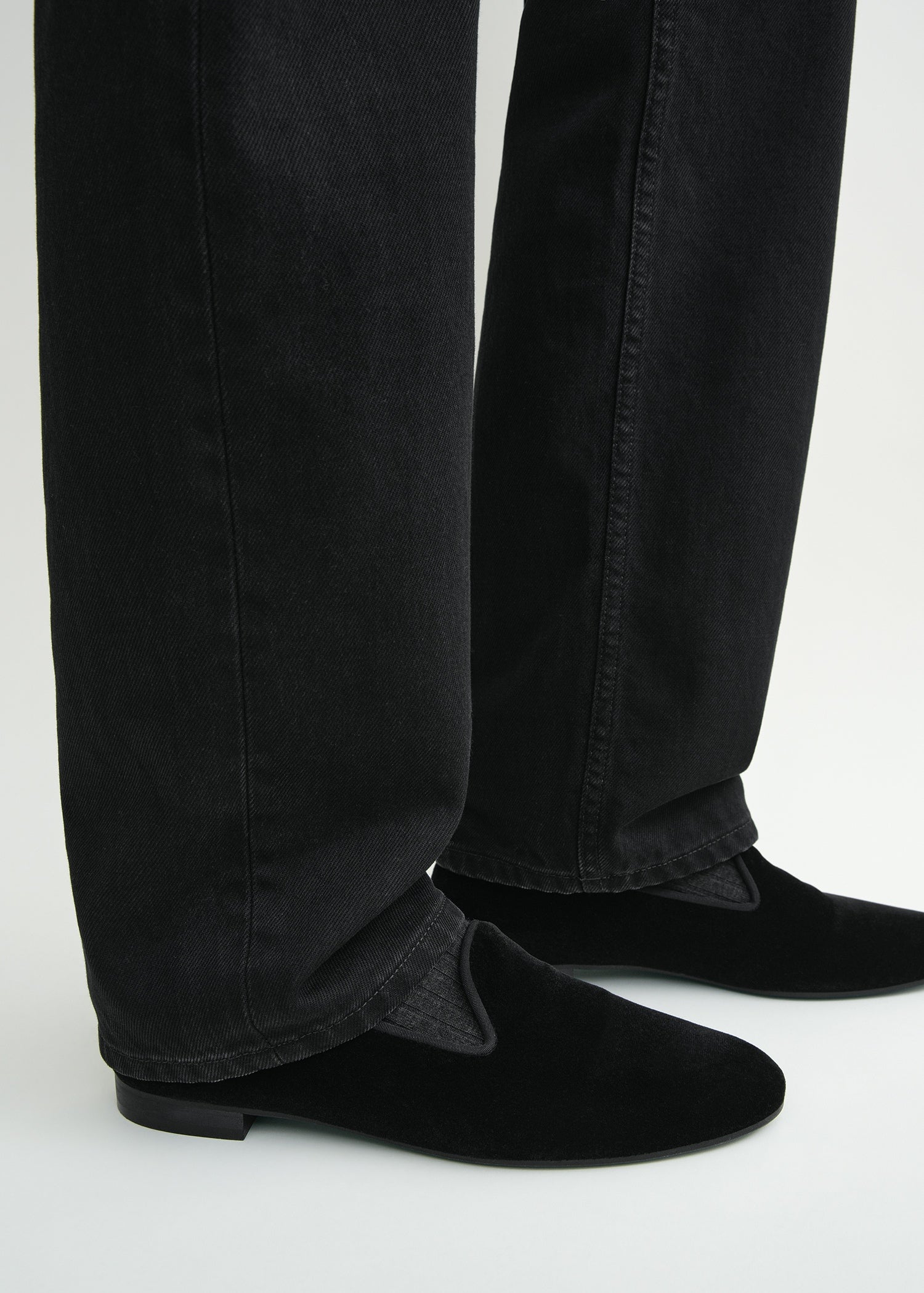 Velvet loafers black