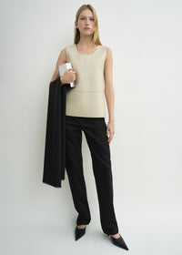 Scoop-neck leather top sand