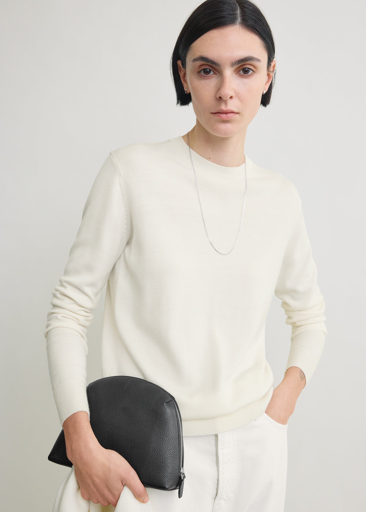 Fine crew knit ecru