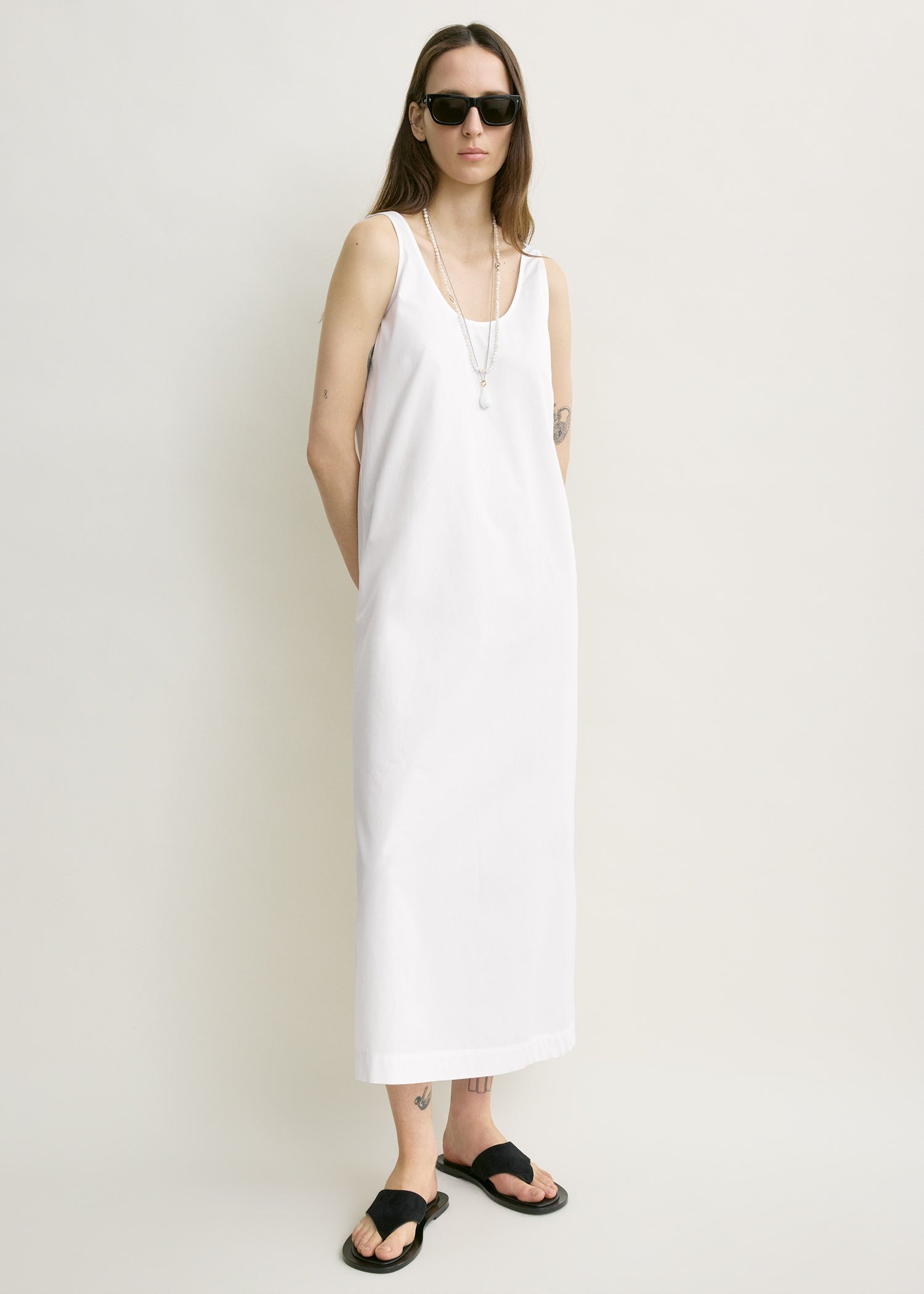 Scoop poplin dress white