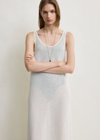Scoop cover-up macadamia