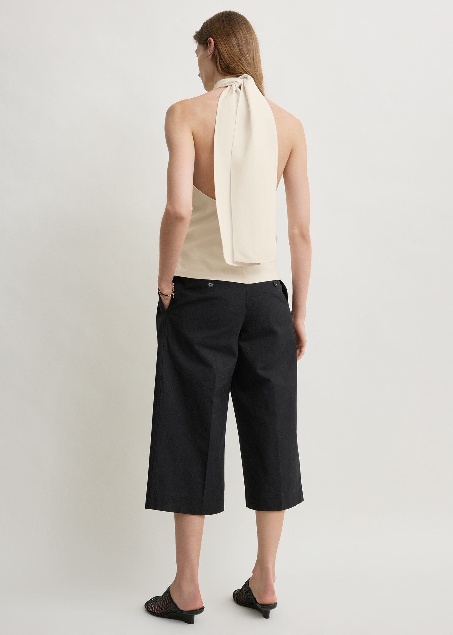 Twist halter top ecru