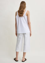 Cropped trousers white