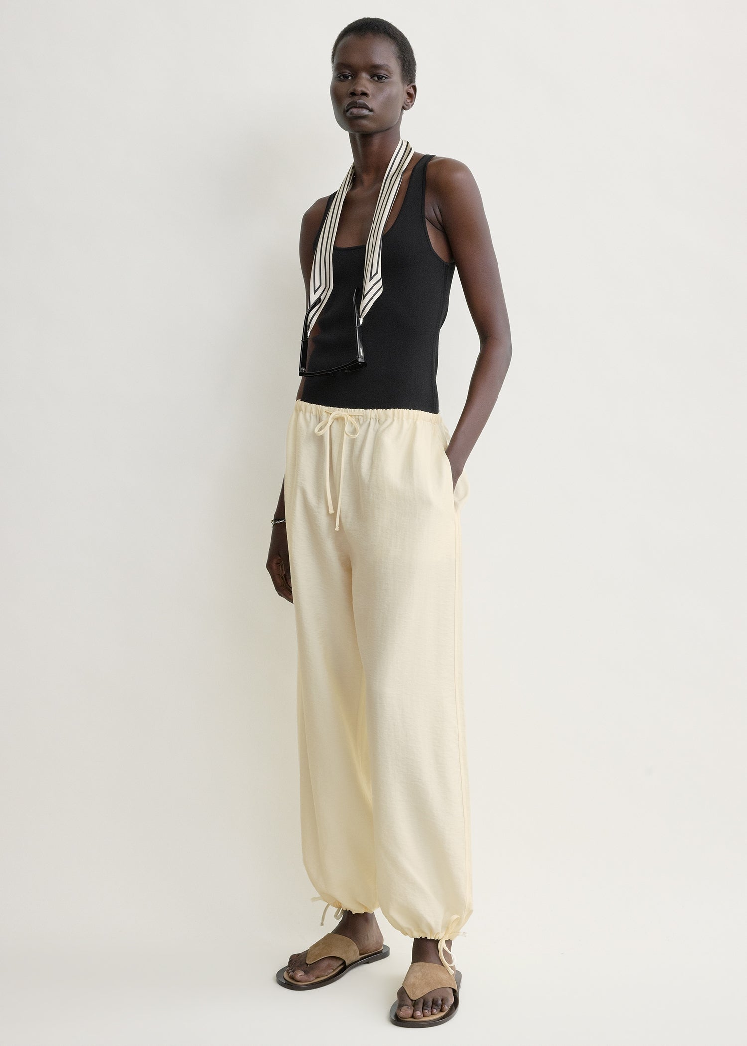 Parachute trousers off-white