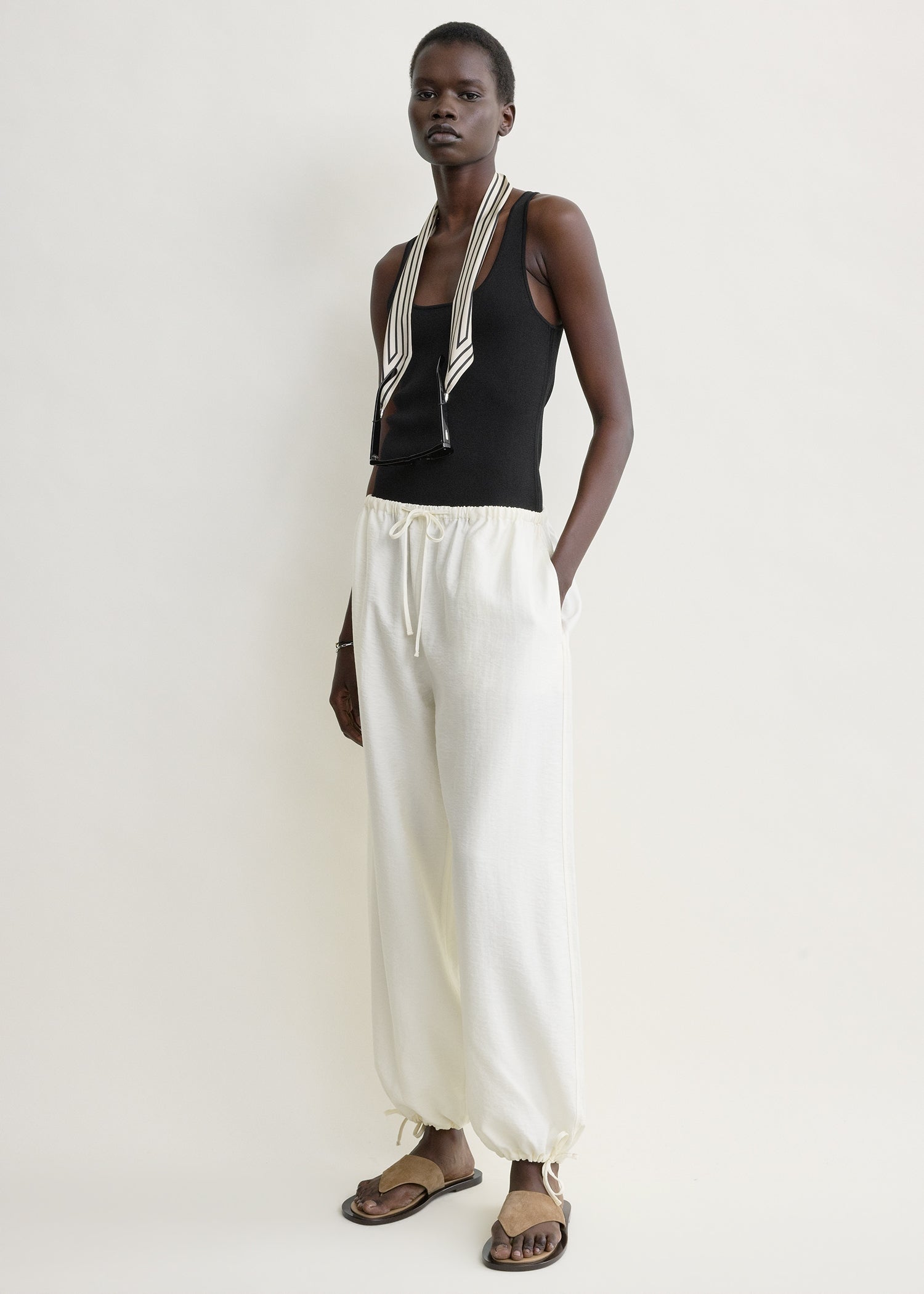 Parachute trousers off-white