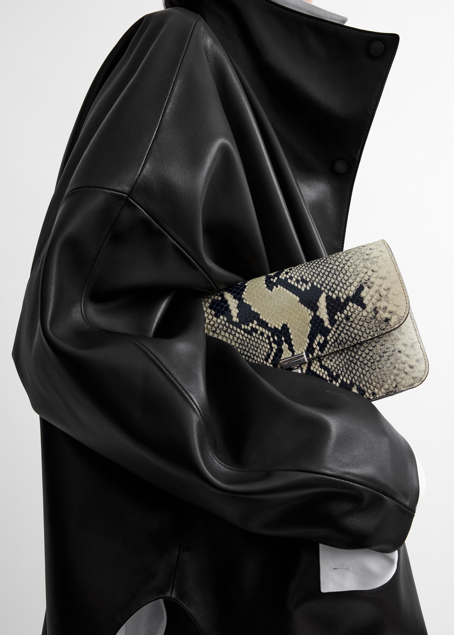 Nappa parachute jacket black