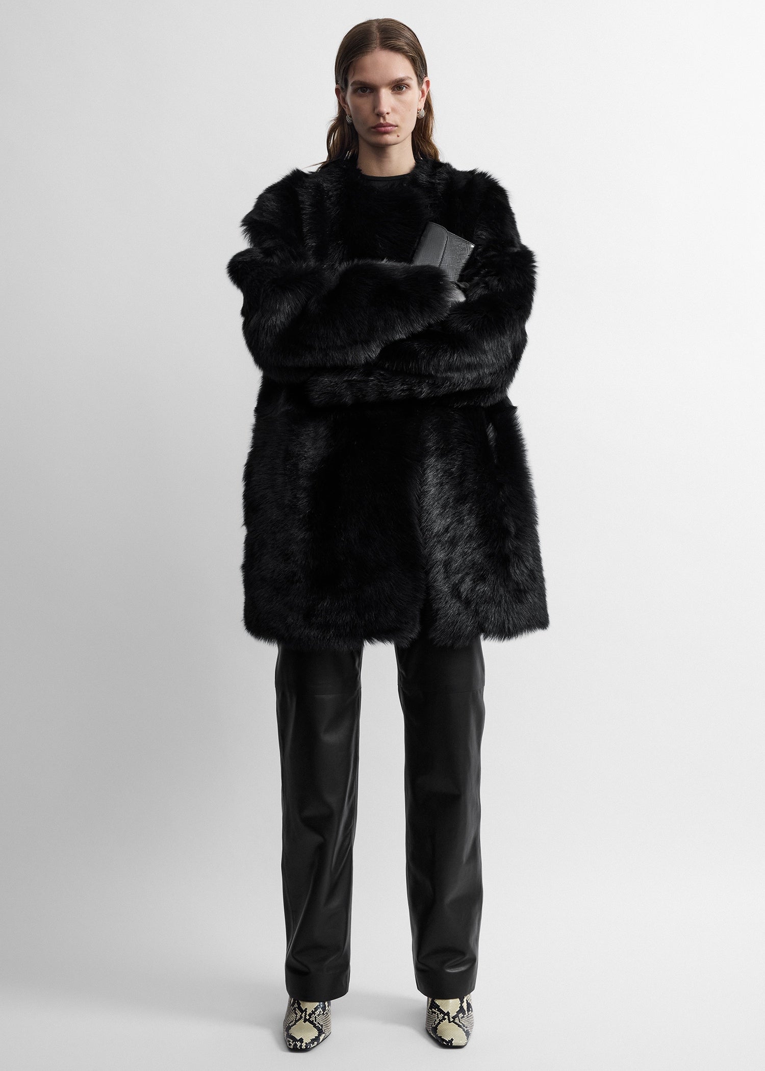 Short silky shearling coat black