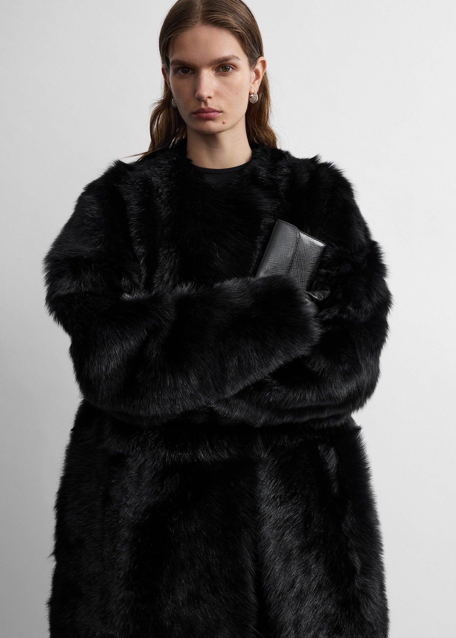 Short silky shearling coat black