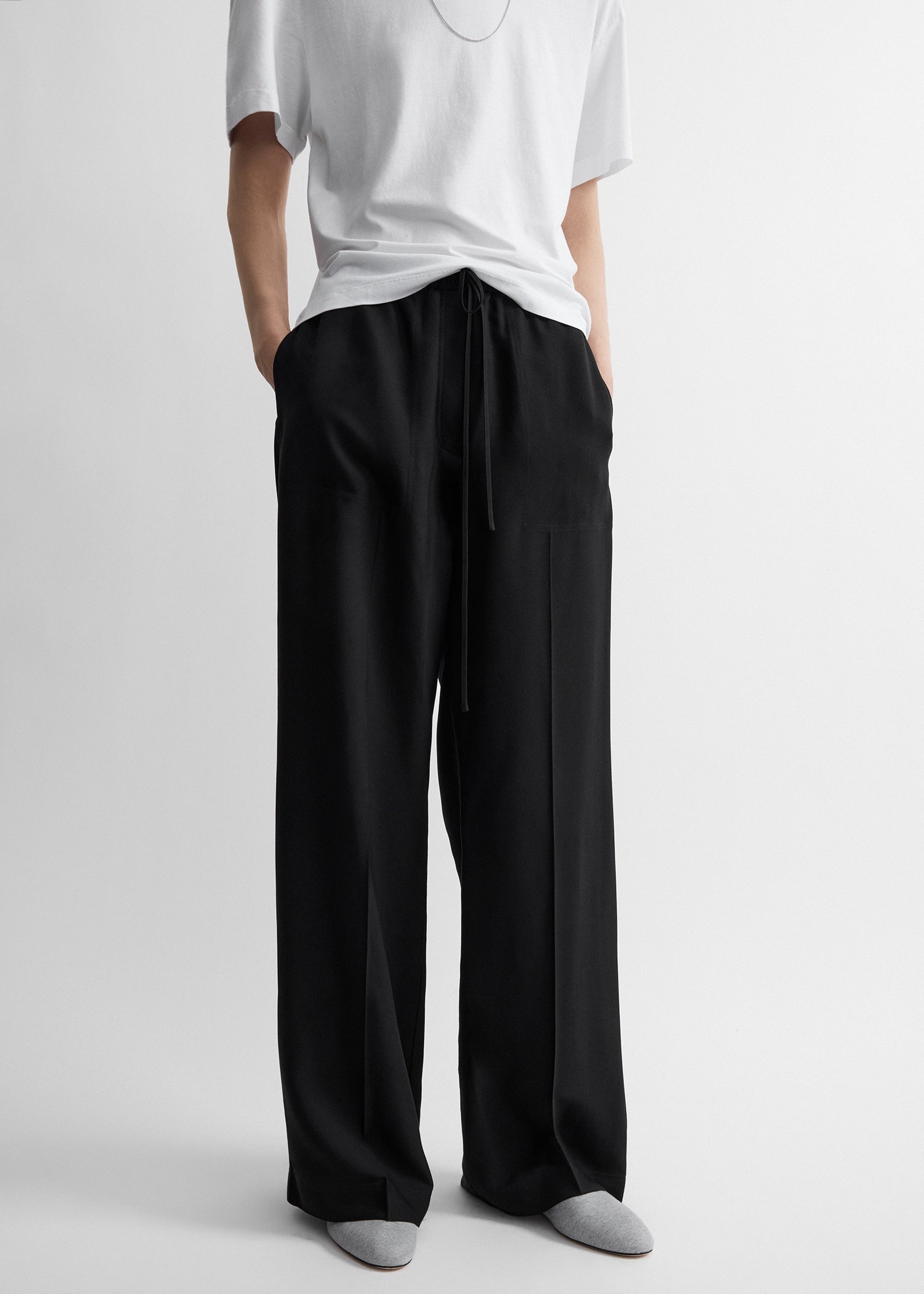 Fluid drawstring trousers black