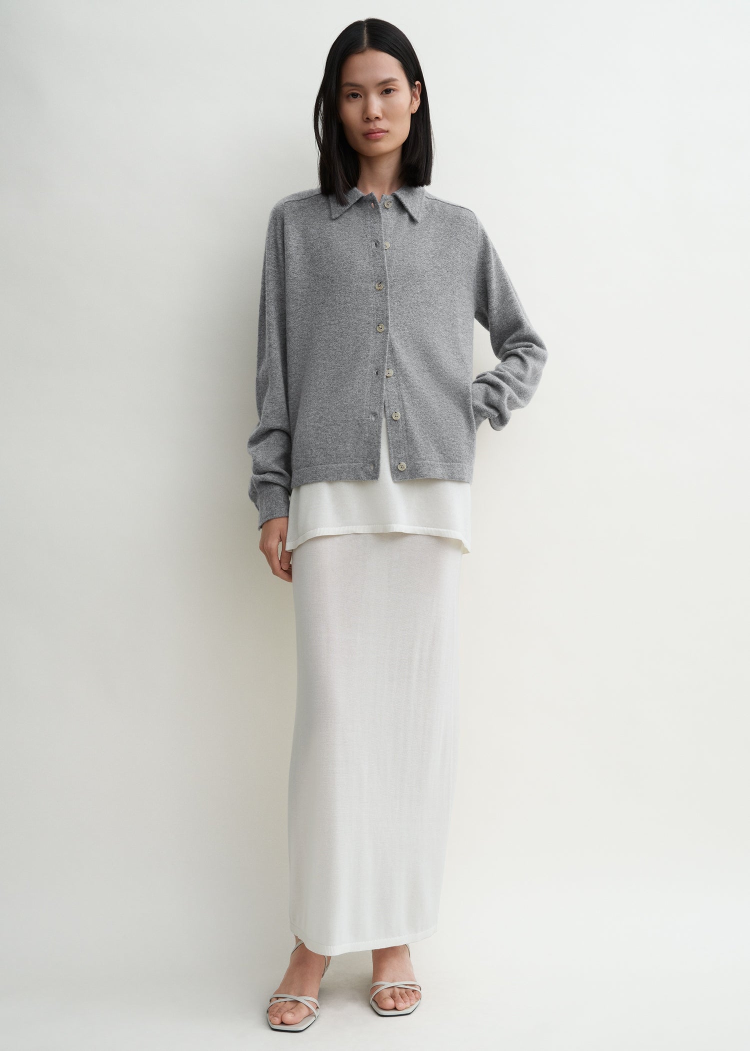toteme グレー　ニットカーディガン Hammered button cardigan grey melange – TOTEME