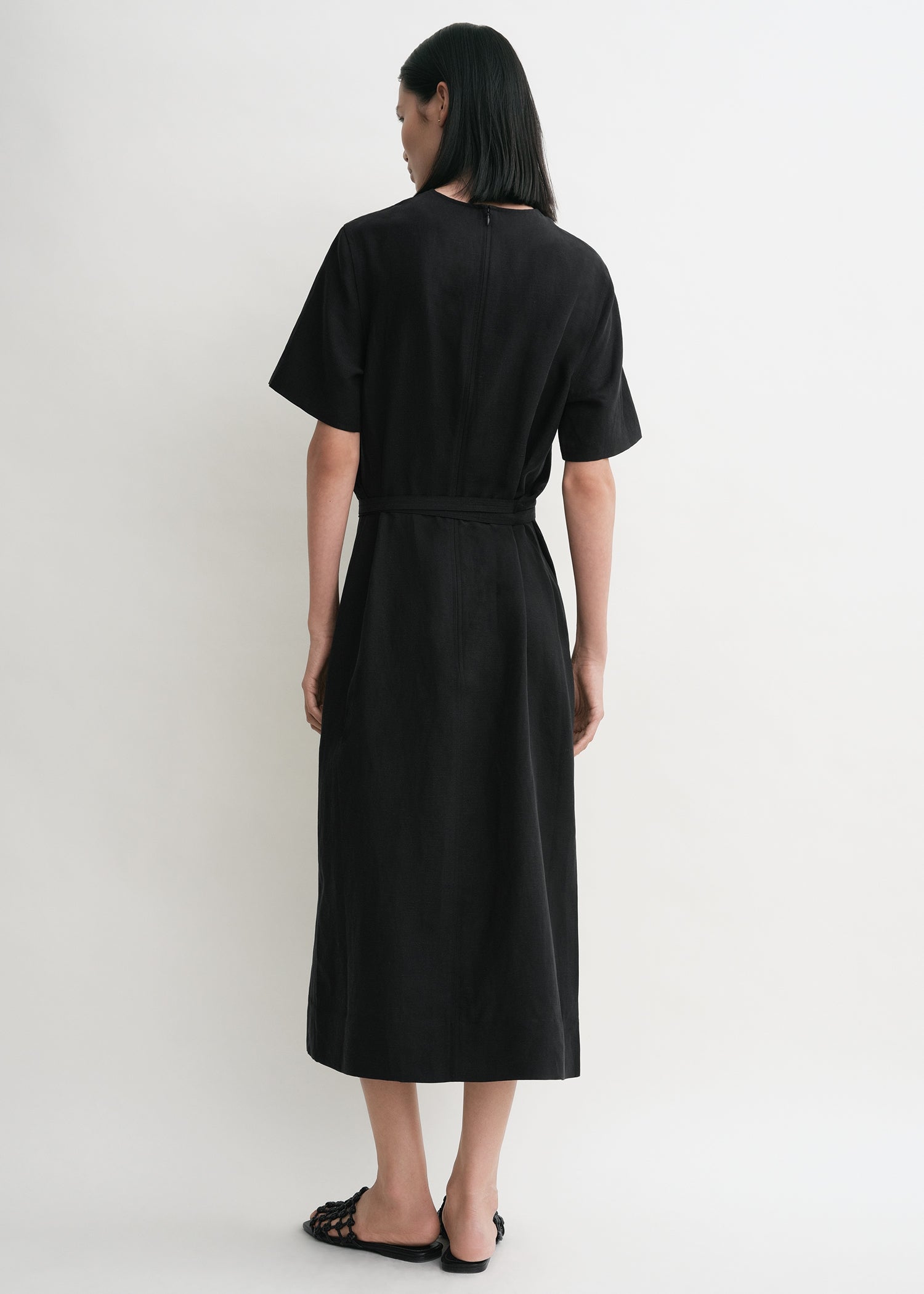 Tie-waist dress black