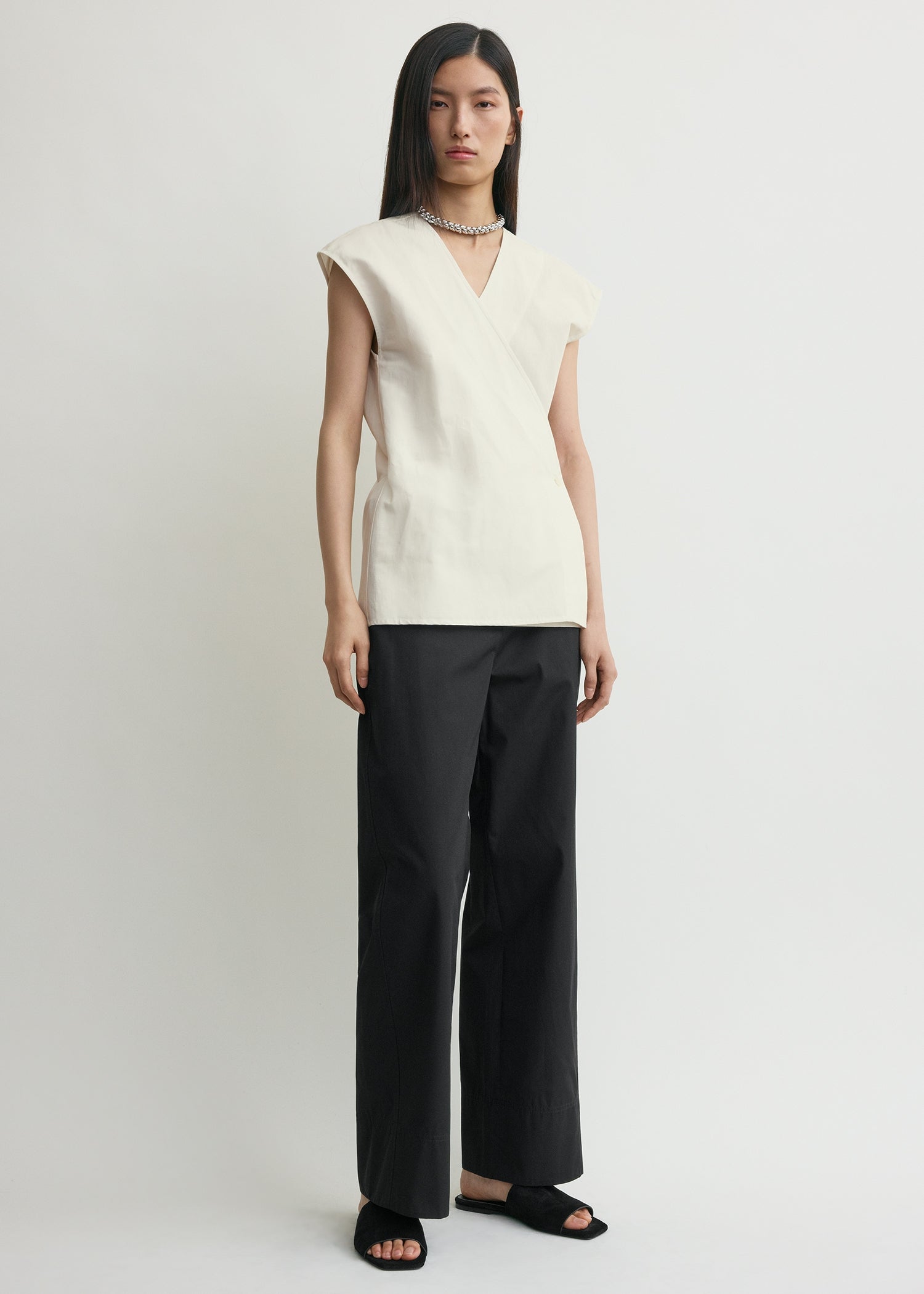 Short-sleeve wrap blouse off-white