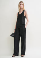 Scoop tank top black
