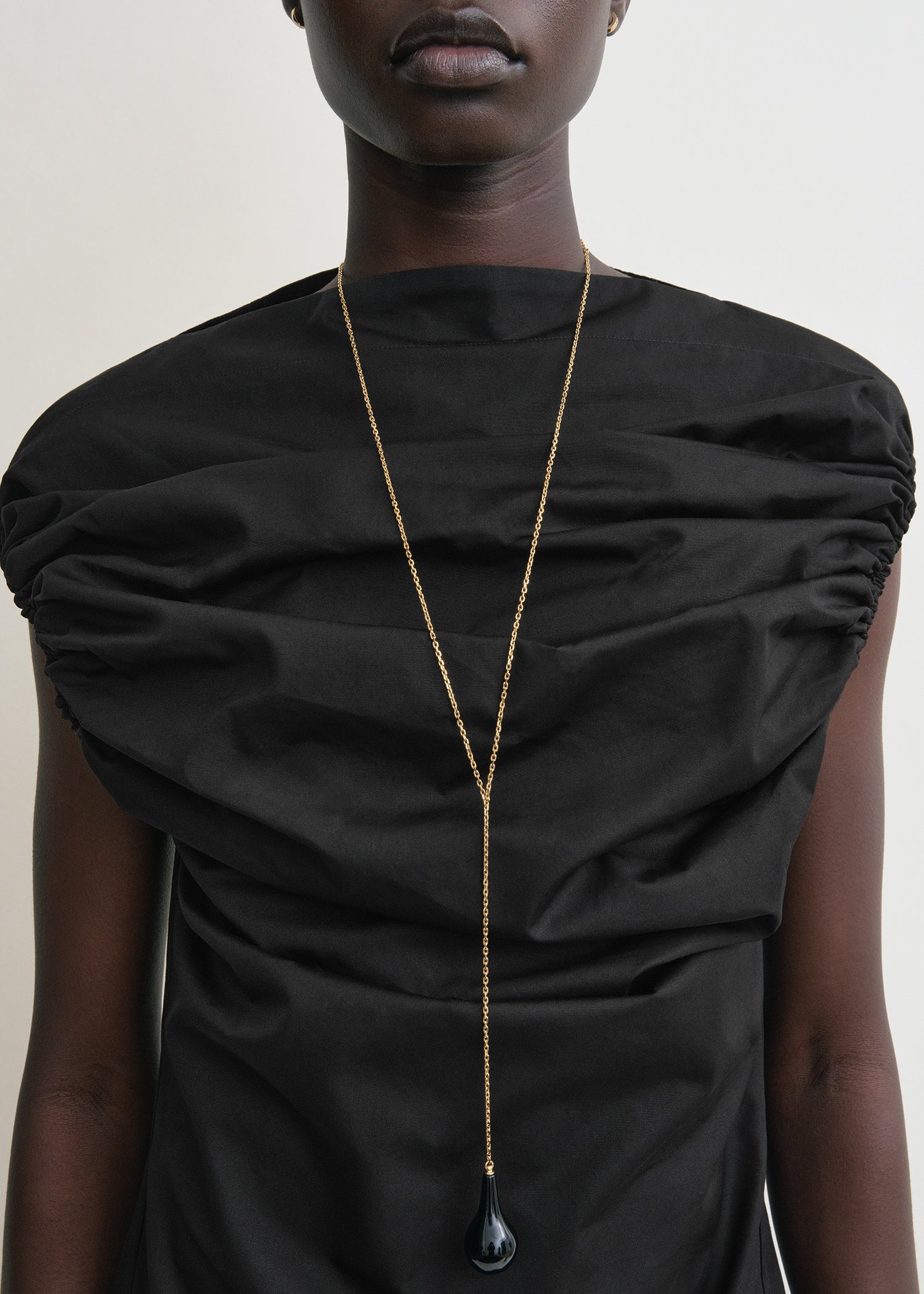 Gathered top black