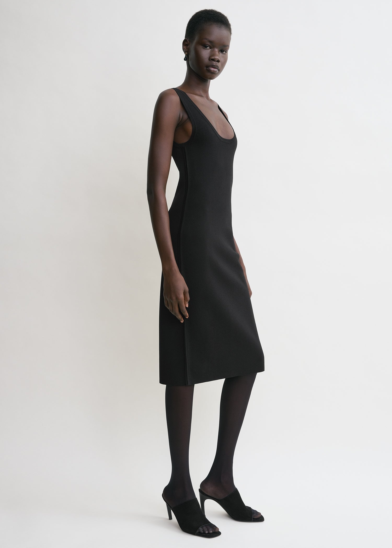 Short tank dress black