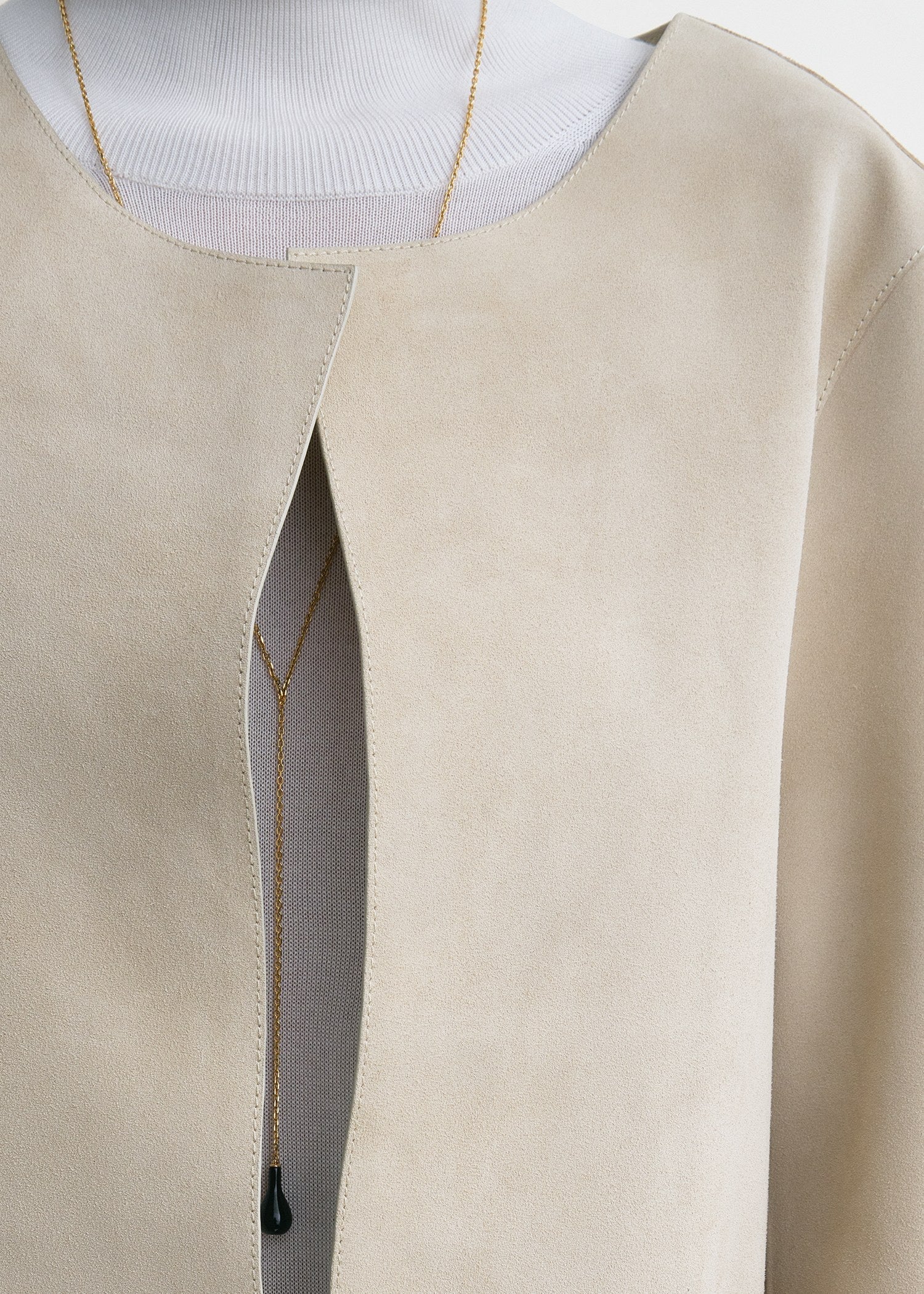 Collarless suede coat peanut