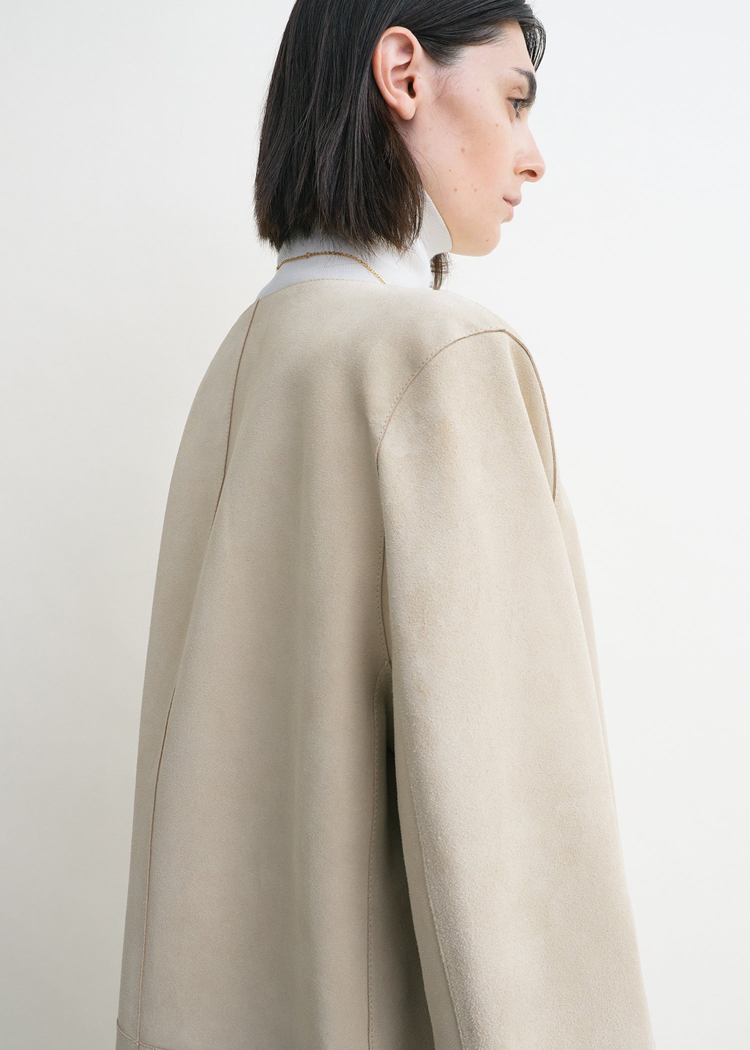 Collarless suede coat peanut
