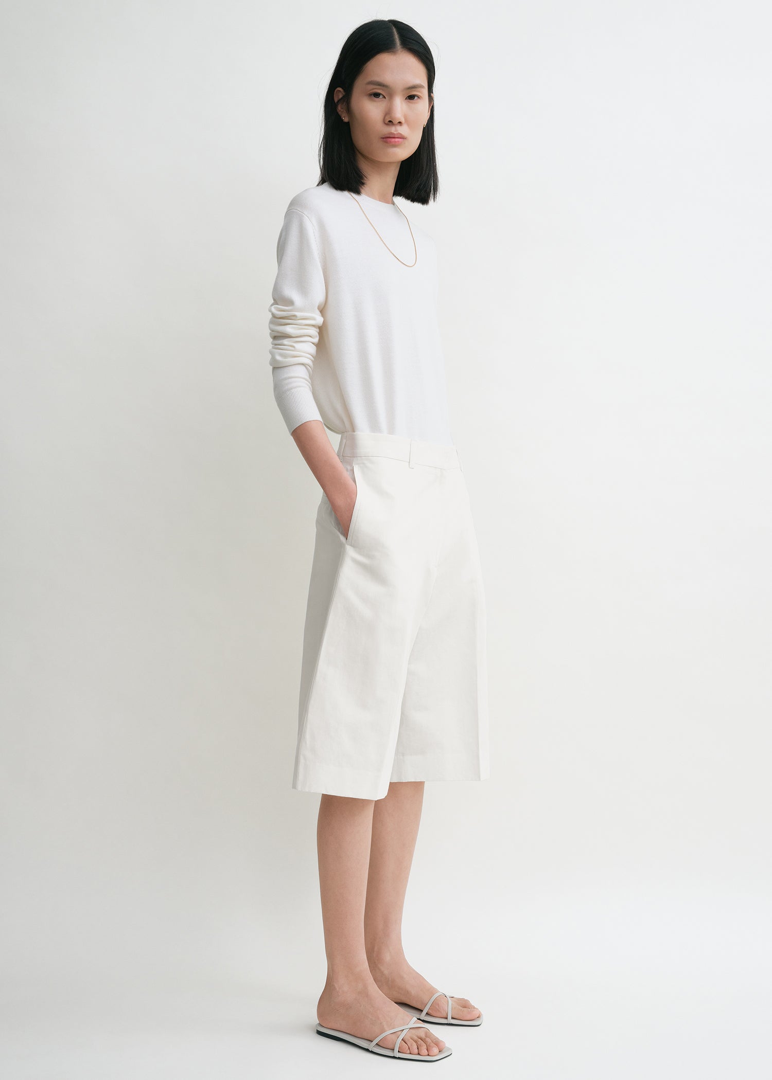 Tailored shorts off-white