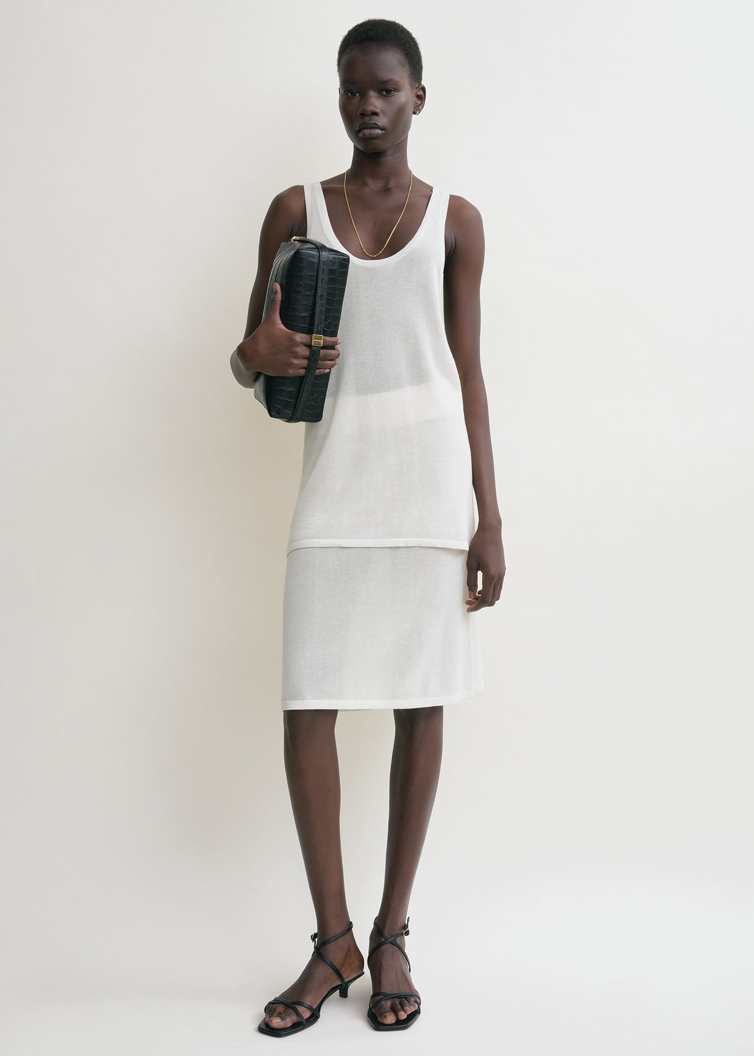 Short knit skirt white