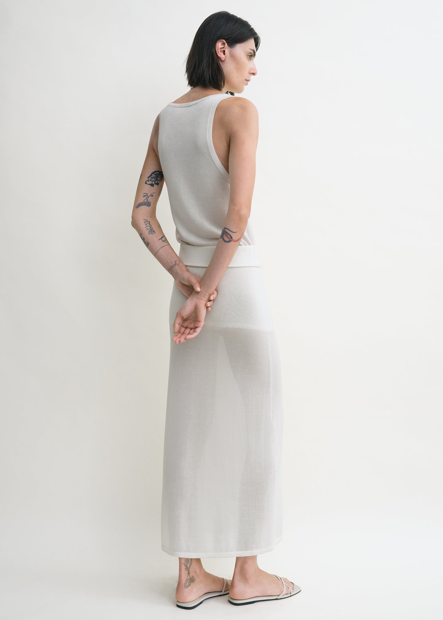 Long knit skirt white