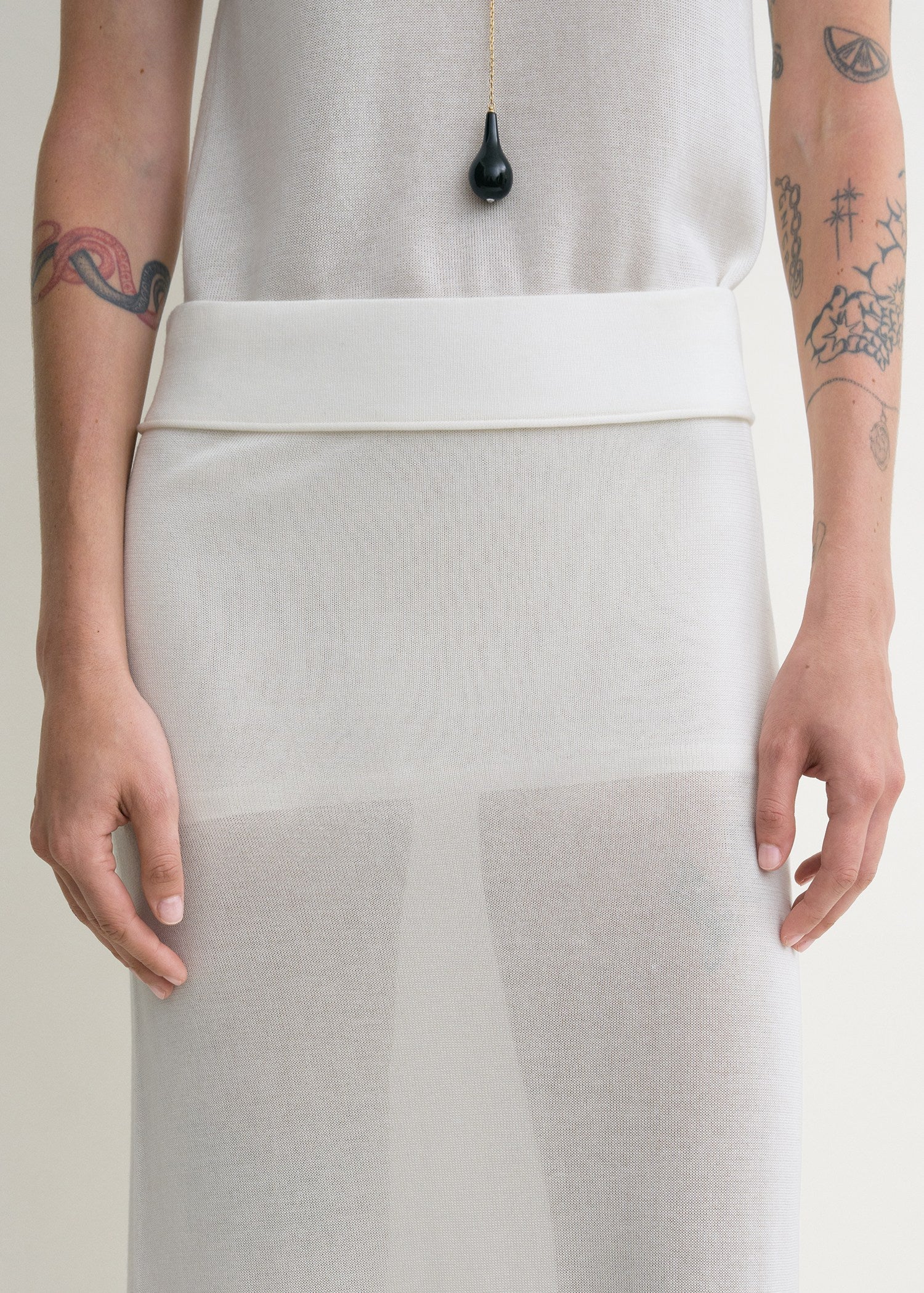 Long knit skirt white