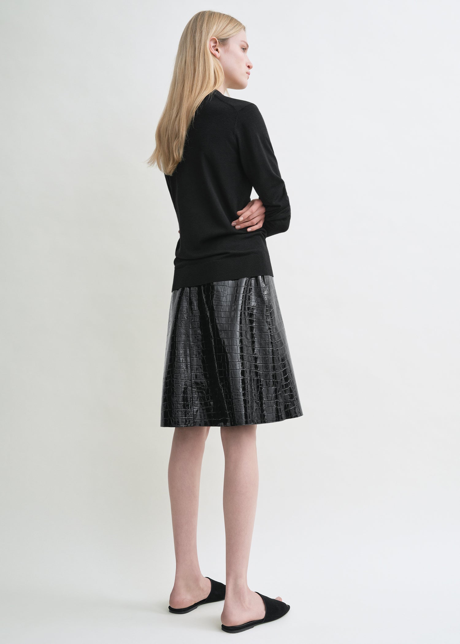 Croco-embossed skirt black