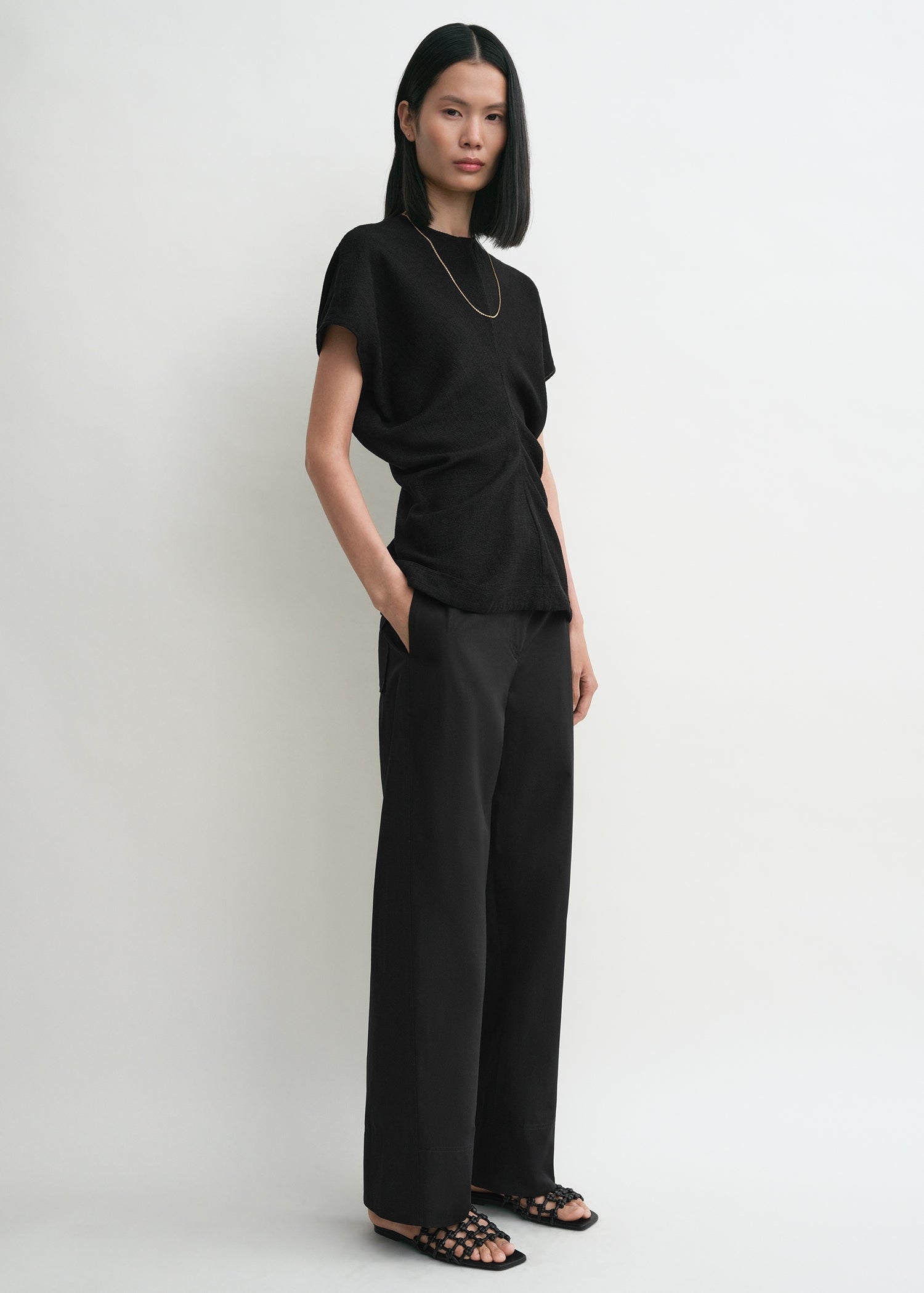 Slouch waist basketweave top black