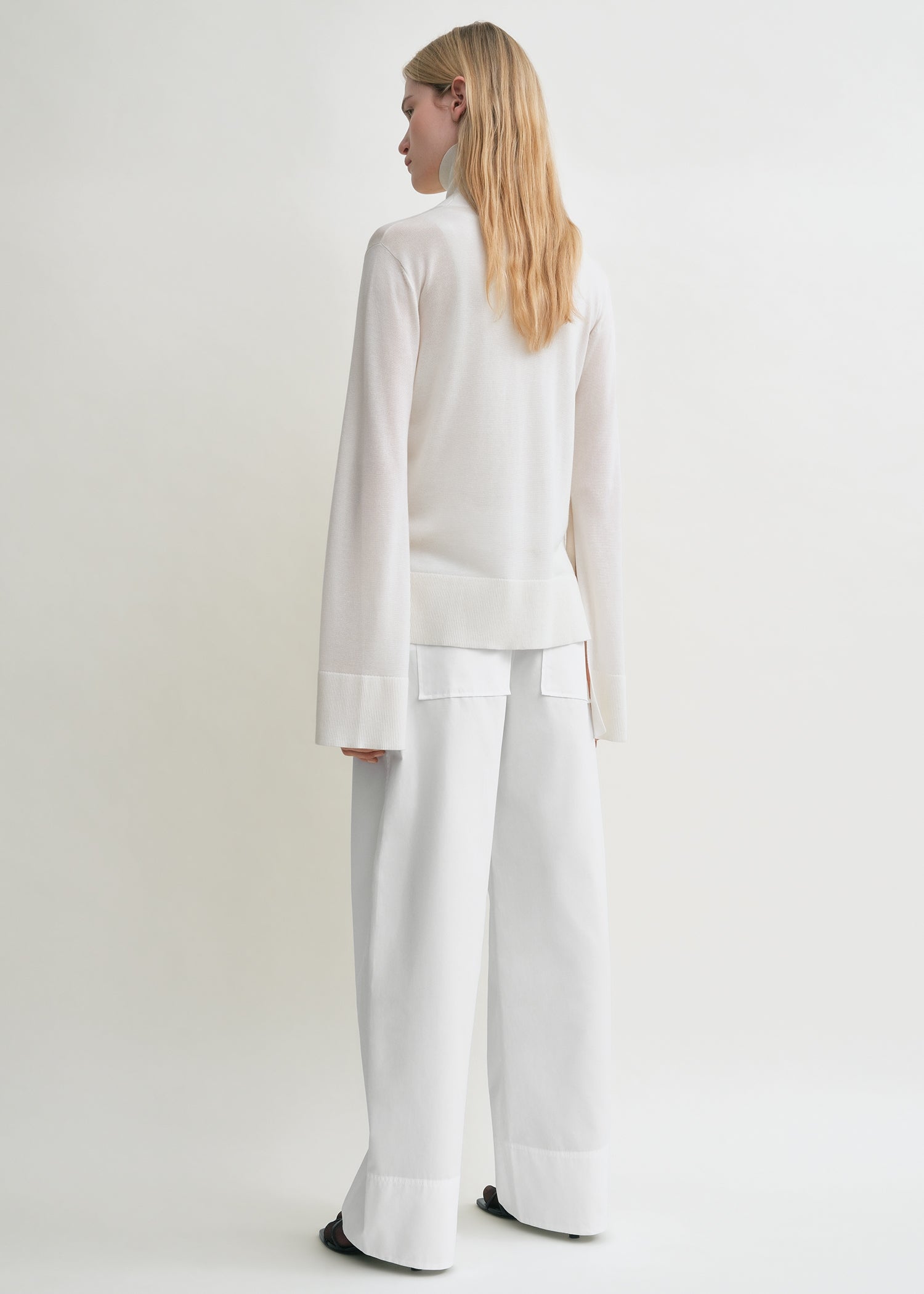 Twisted seam trousers white