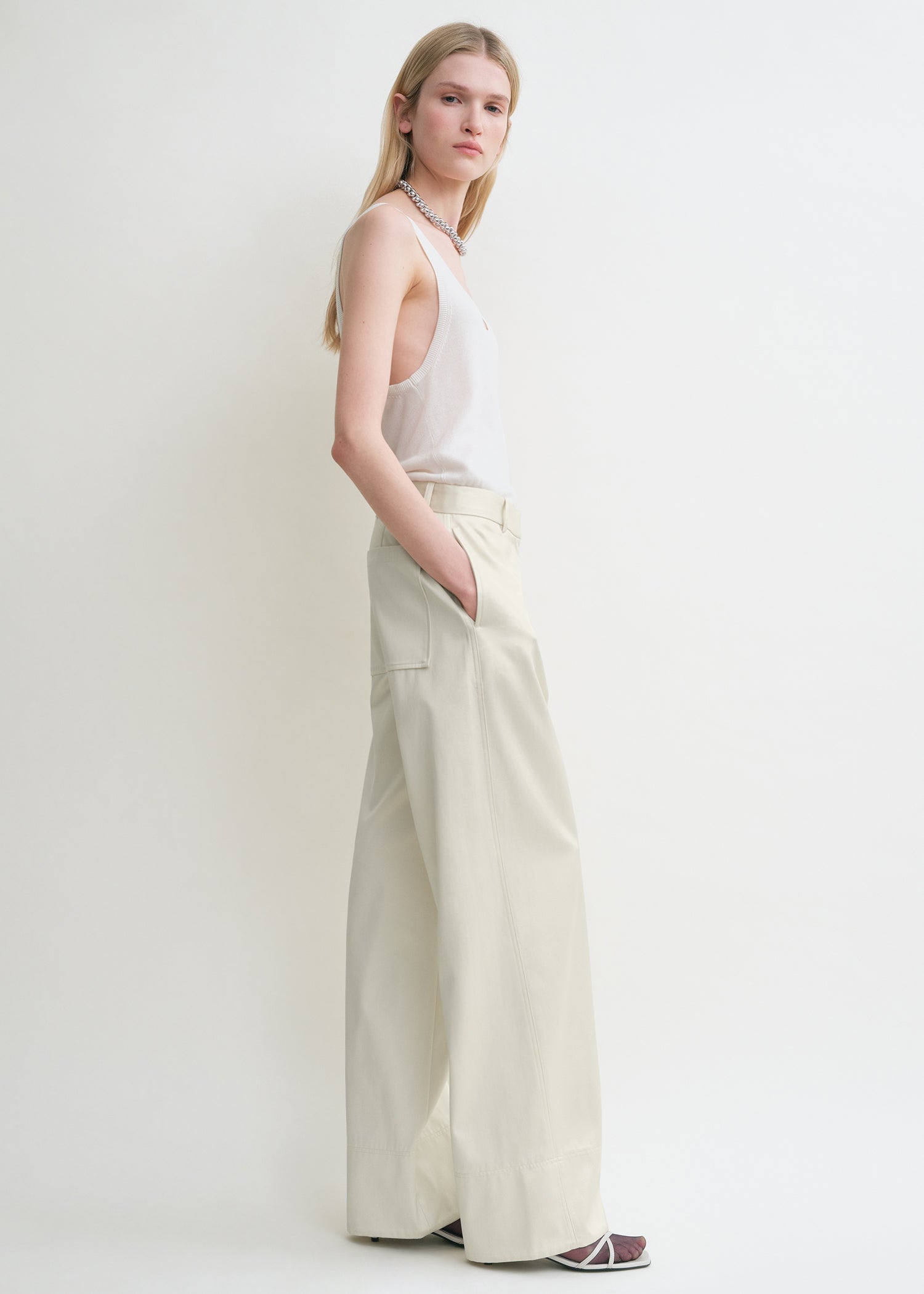 Twisted seam trousers ecru