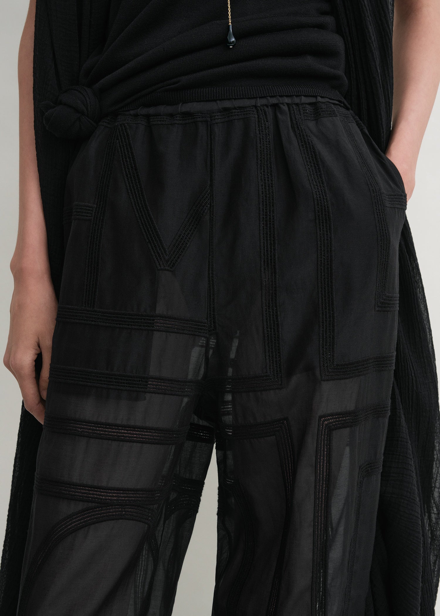 Monogram crochet pj bottoms black – TOTEME