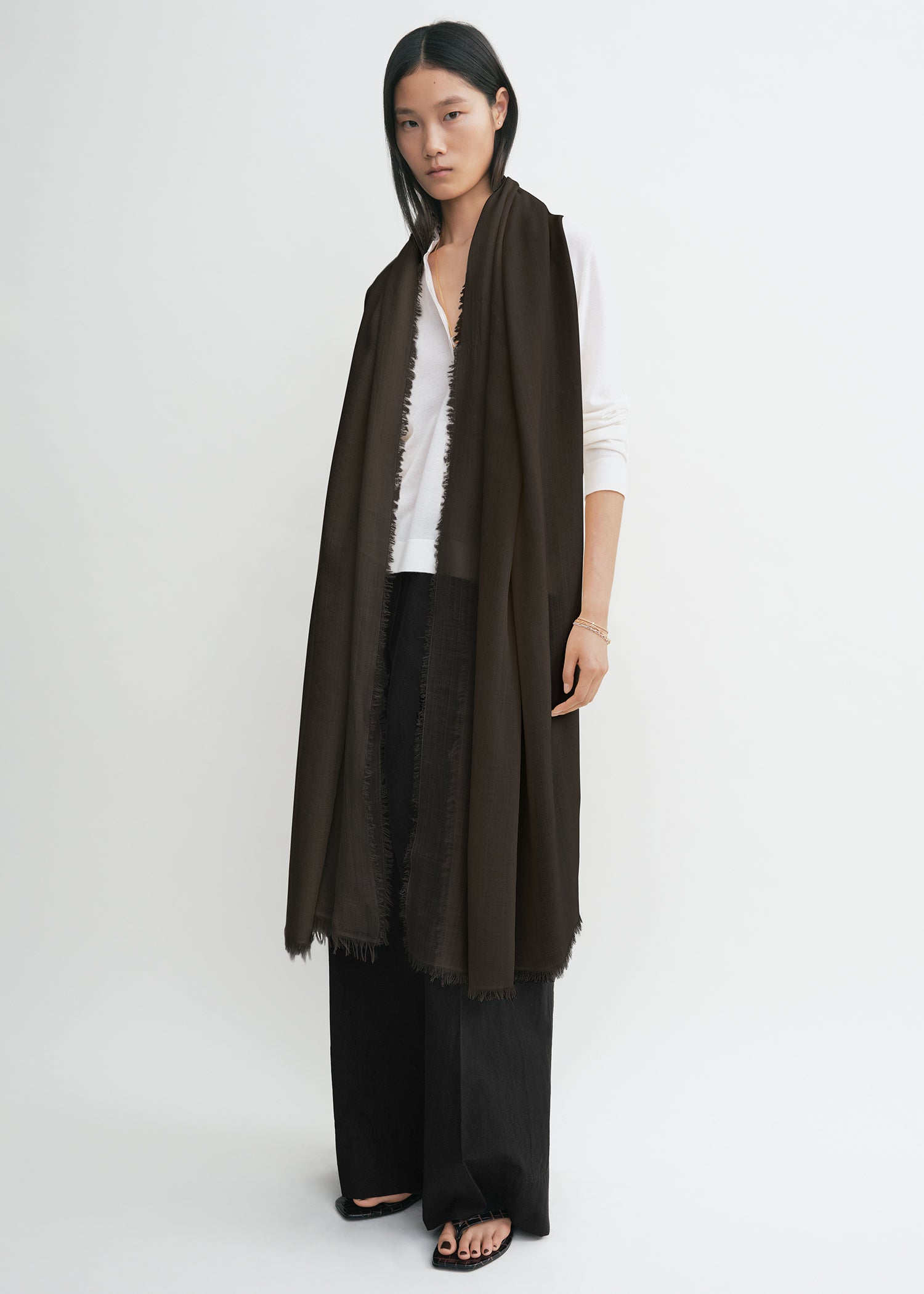 Light wool blanket scarf chocolate