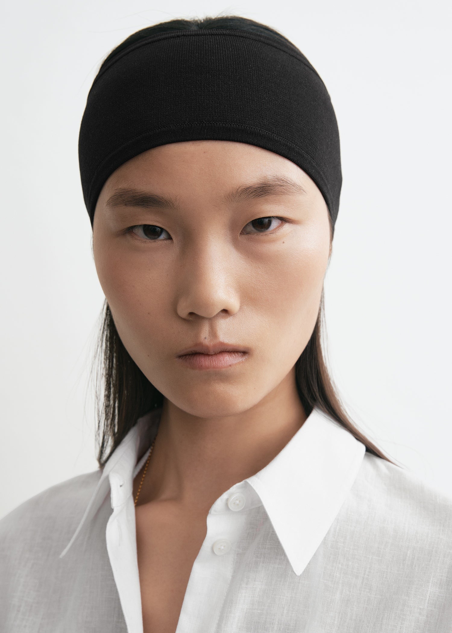 Compact knit headband black