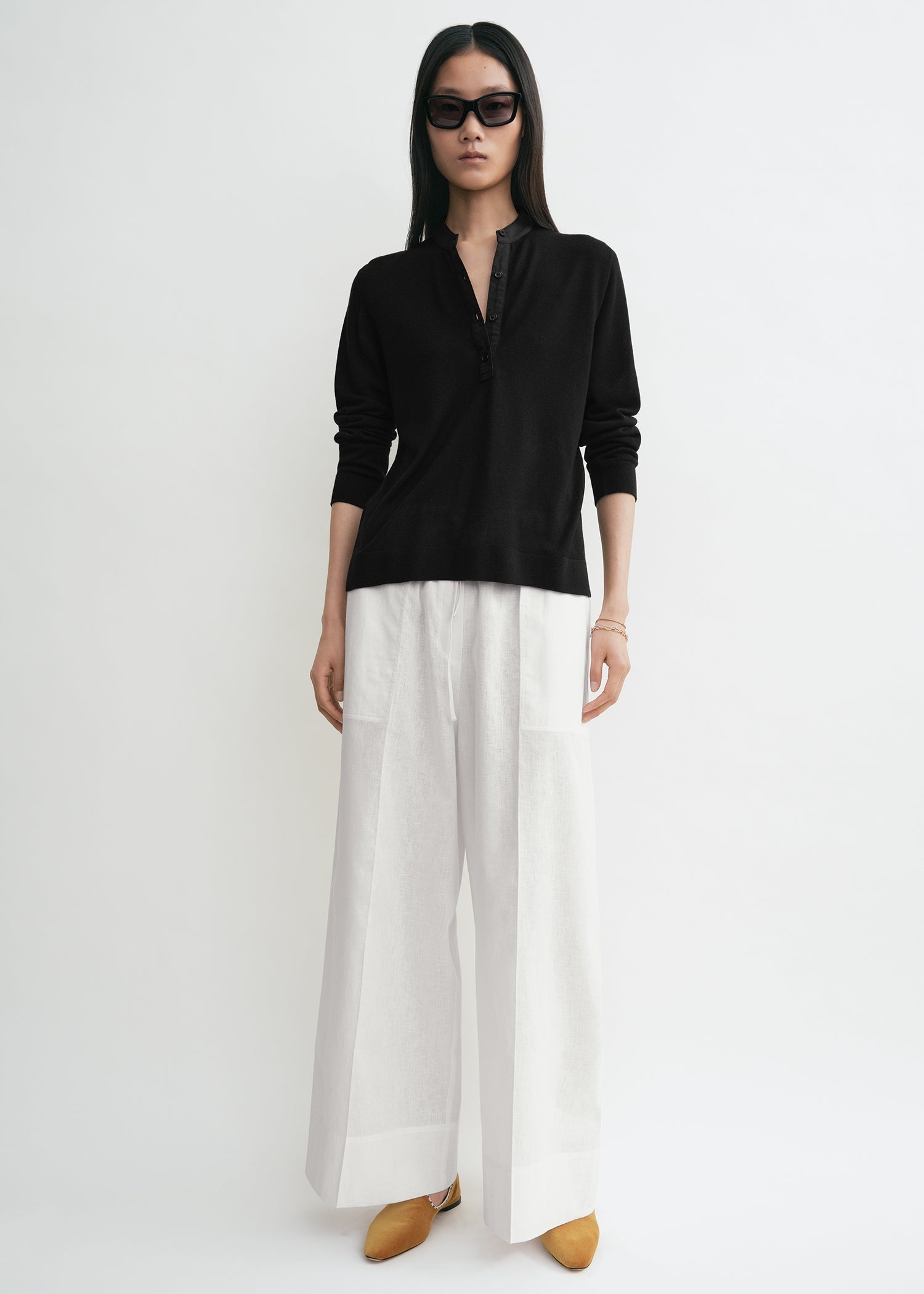 Wool silk knit black