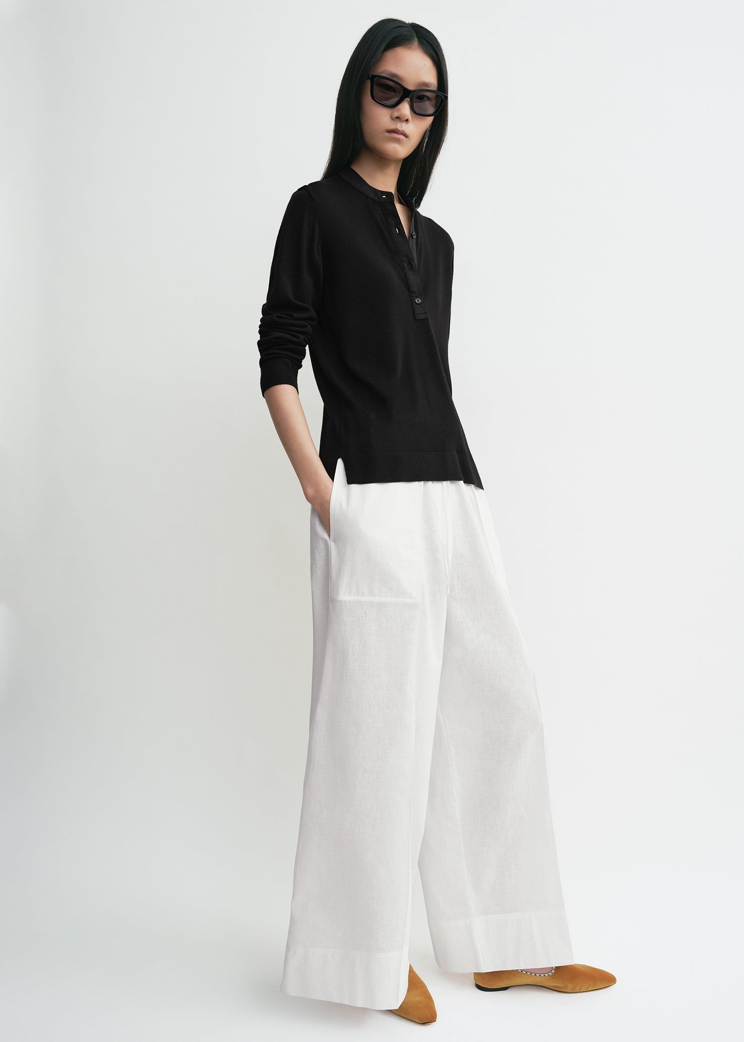 Wool silk knit black