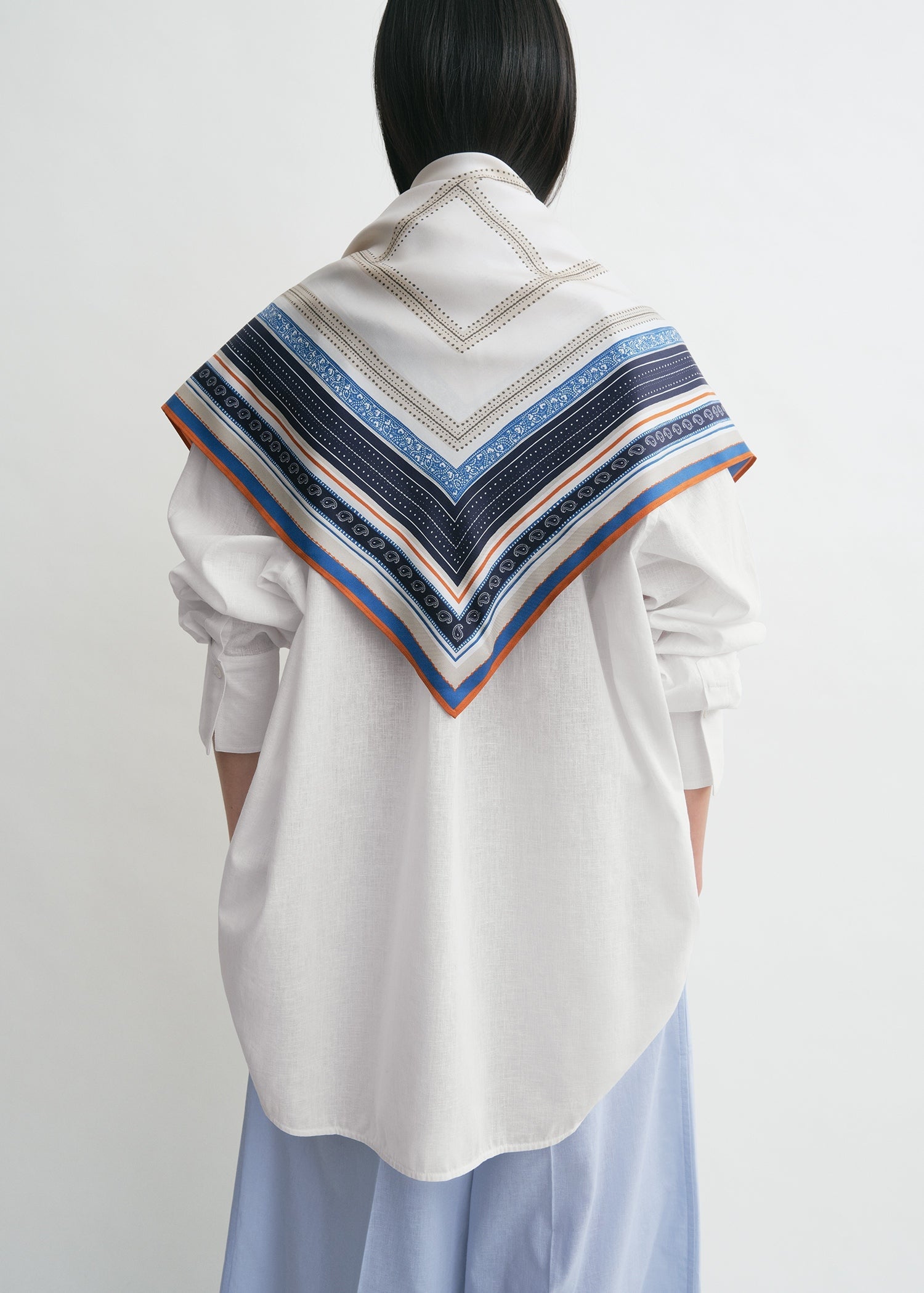 Collector scarf ecru/navy