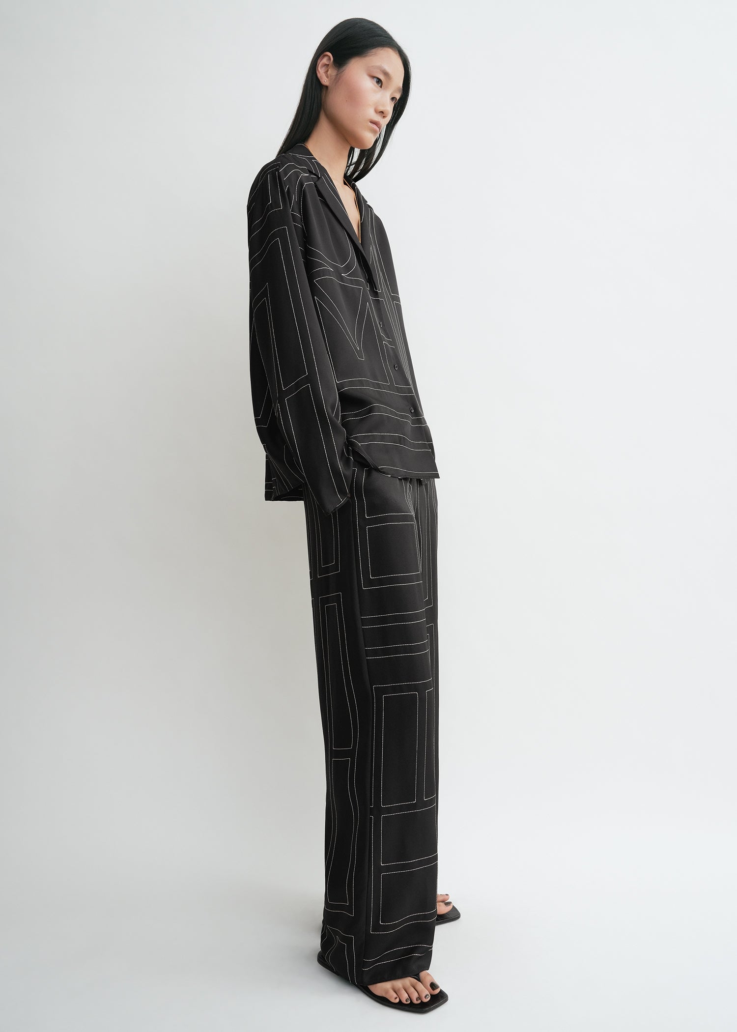Monogram silk pj top black