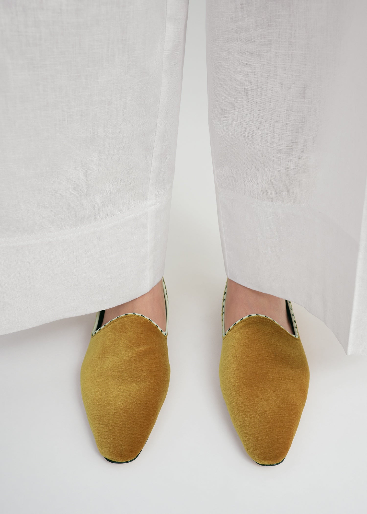 Velvet venetian slippers saffron