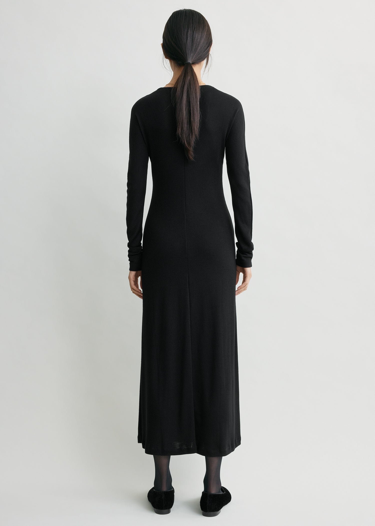 Long-sleeve everyday dress black petite
