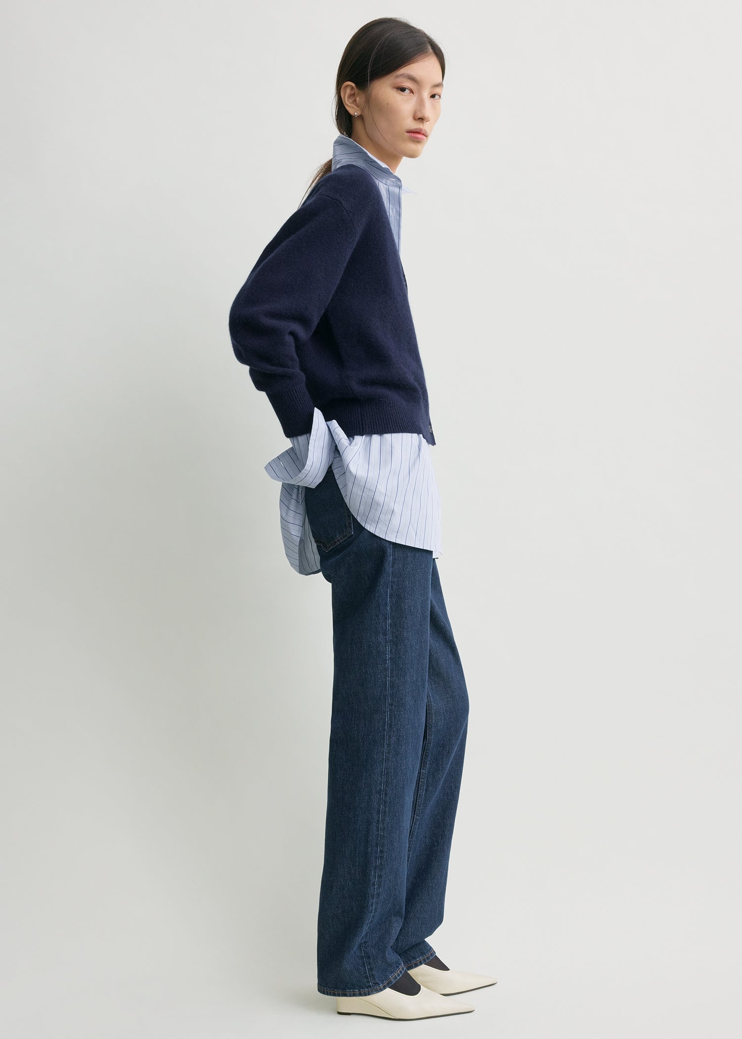 V-neck cashmere cardigan navy