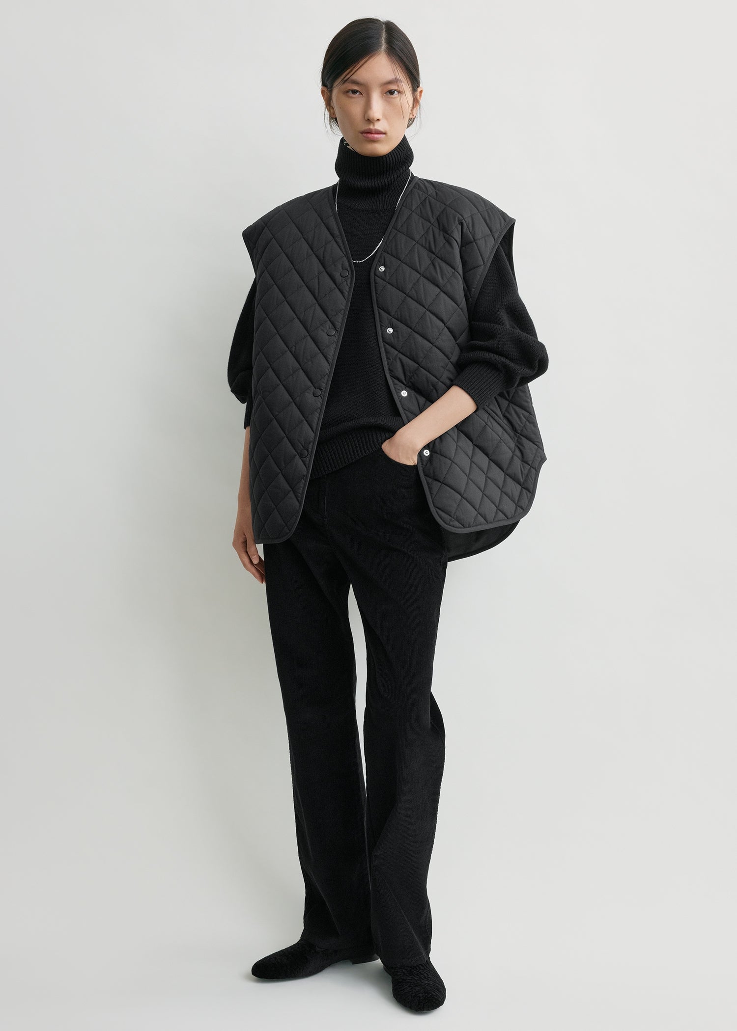 Quilted vest black