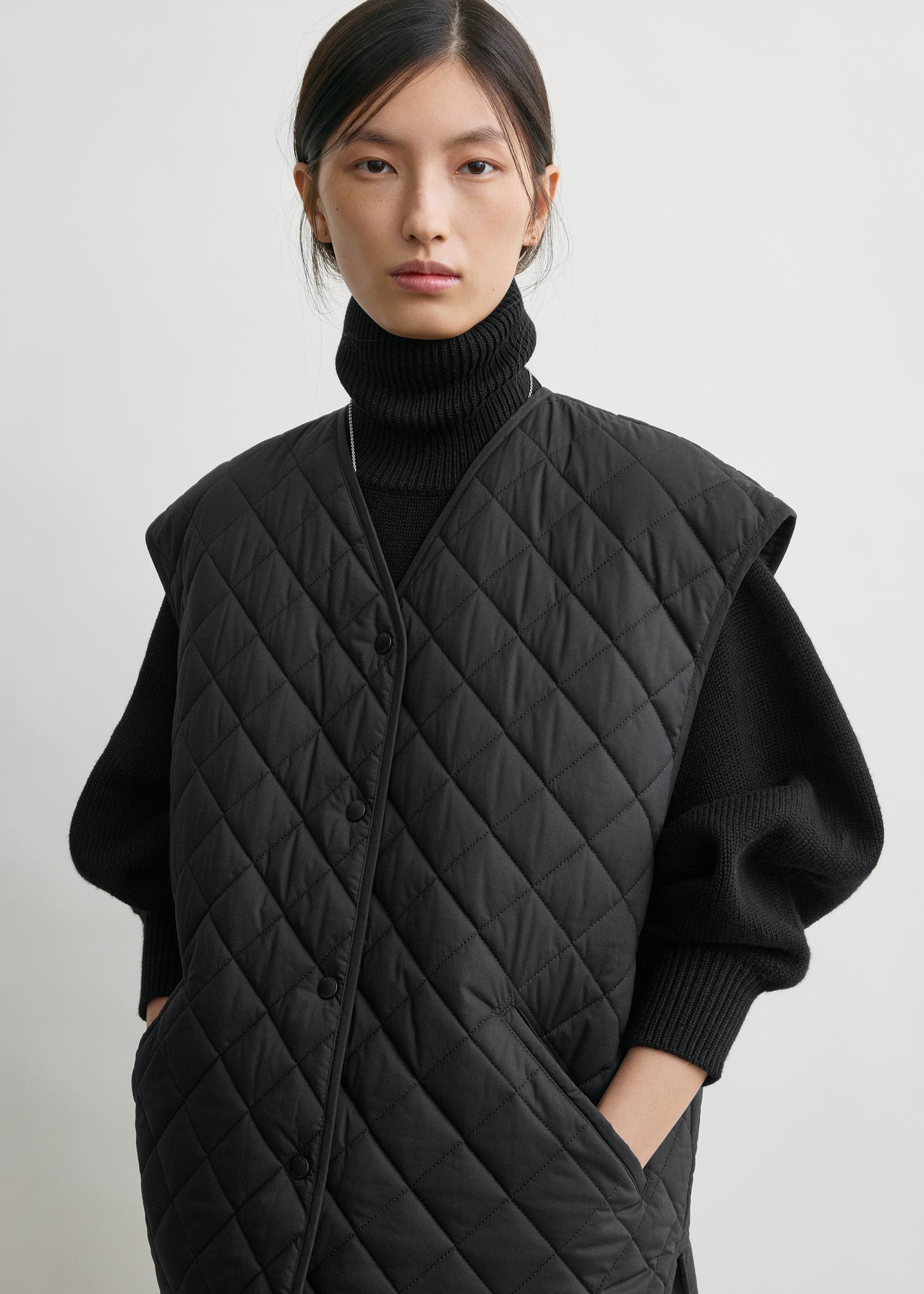 Quilted vest black